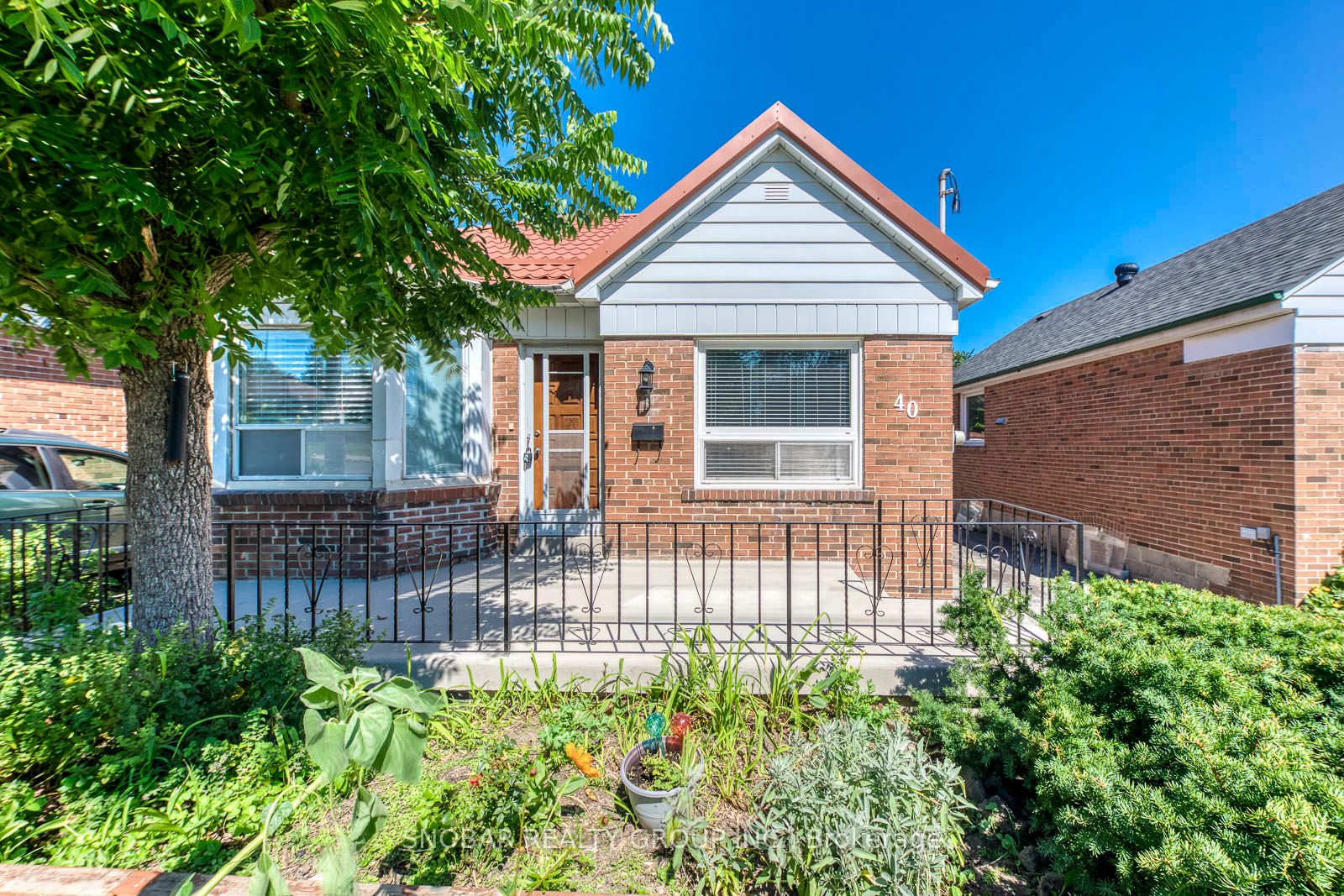 40 Dixon Road Property Photo 1