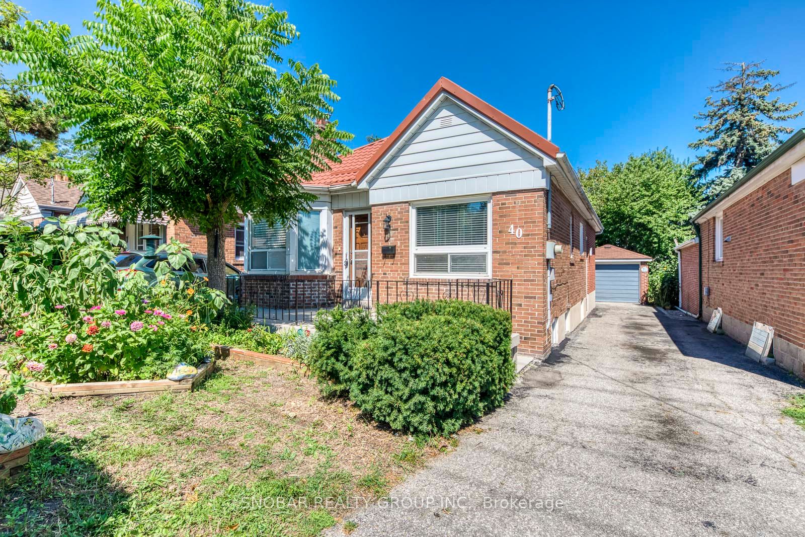 40 Dixon Road Property Photo 2