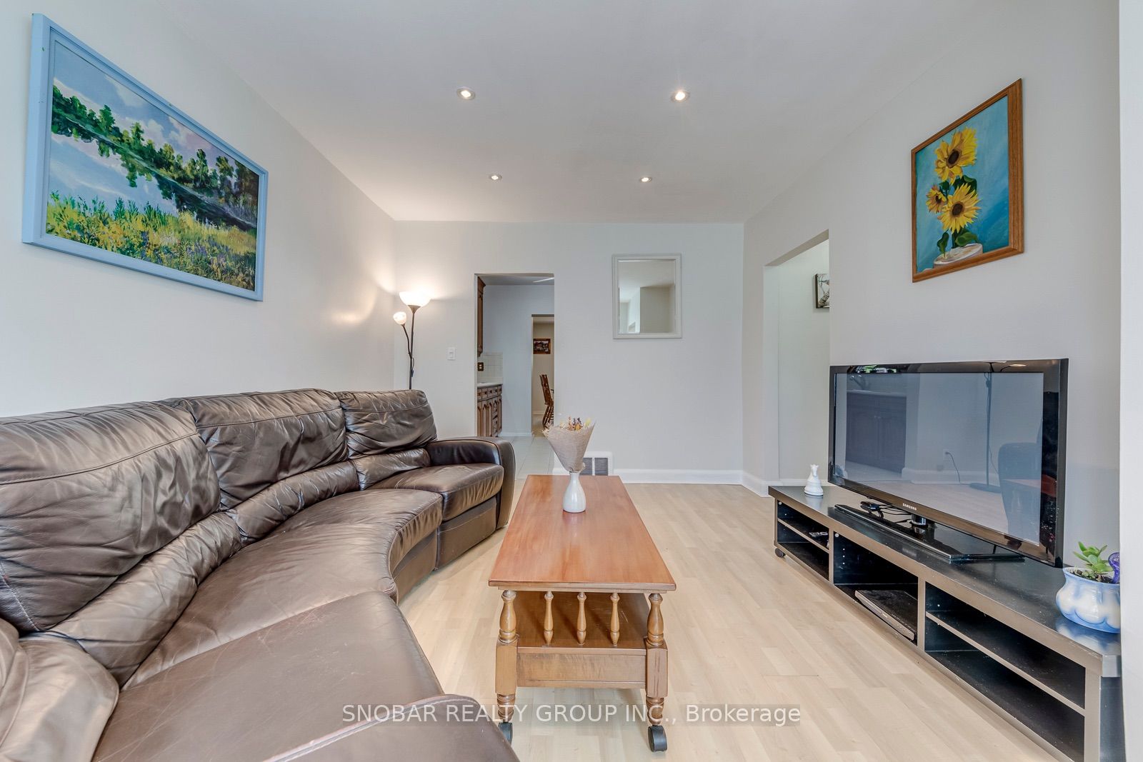 40 Dixon Road Property Photo 5