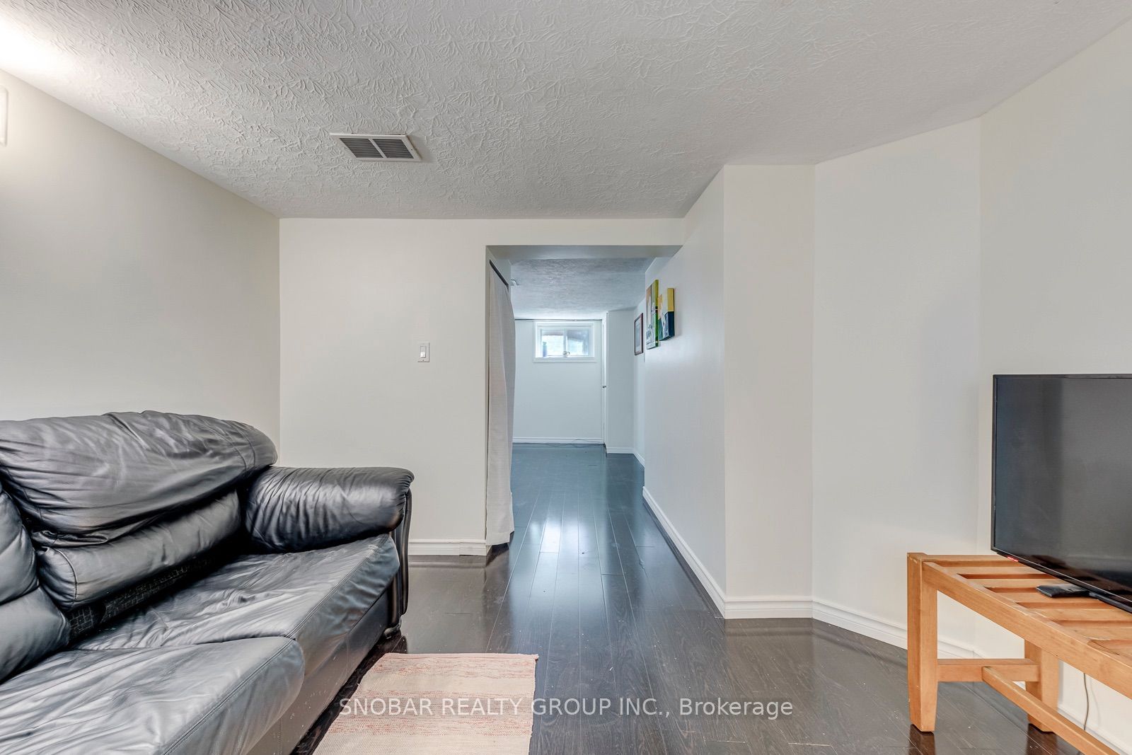 40 Dixon Road Property Photo 21