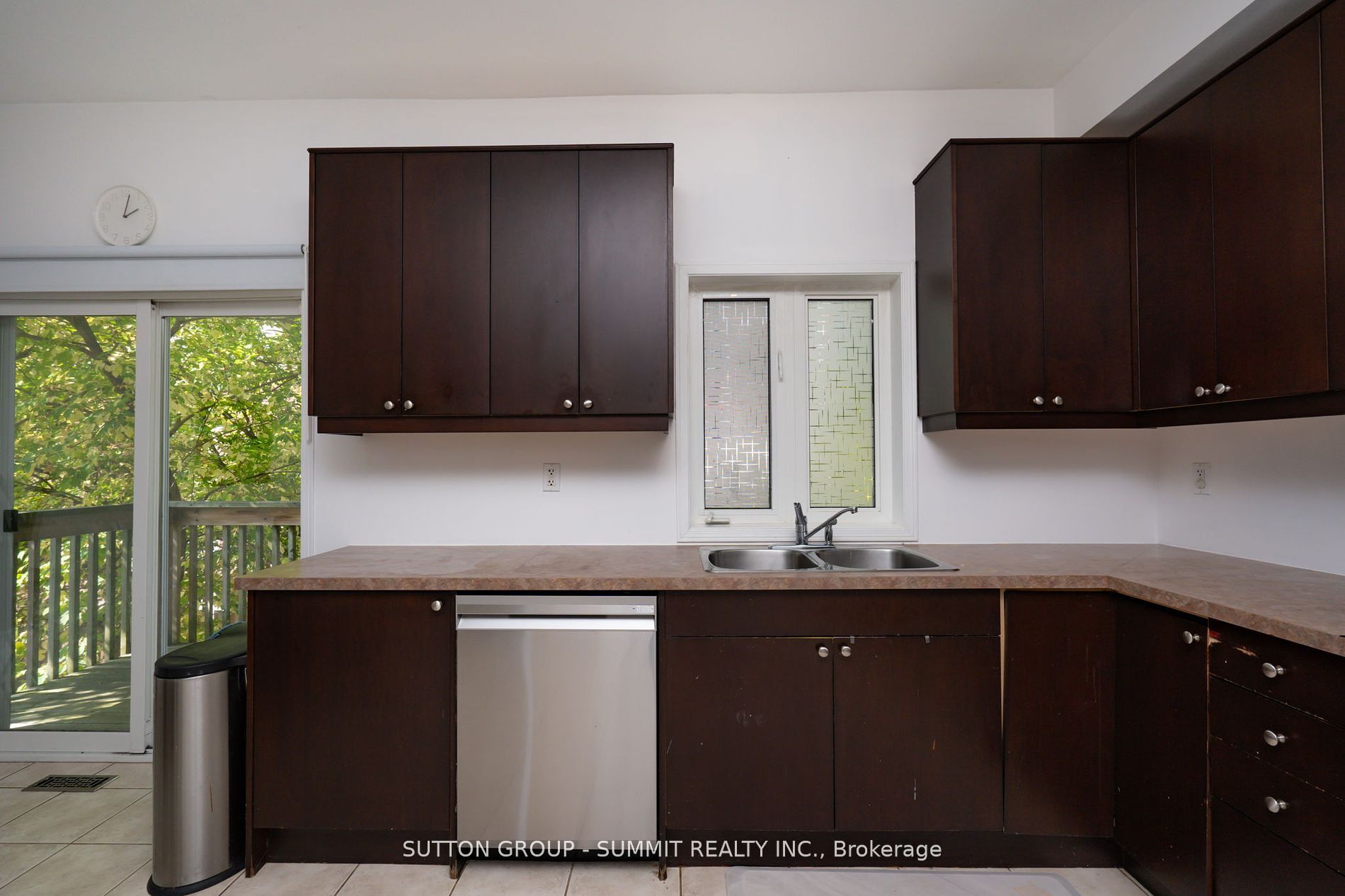 103 John Street Property Photo 14