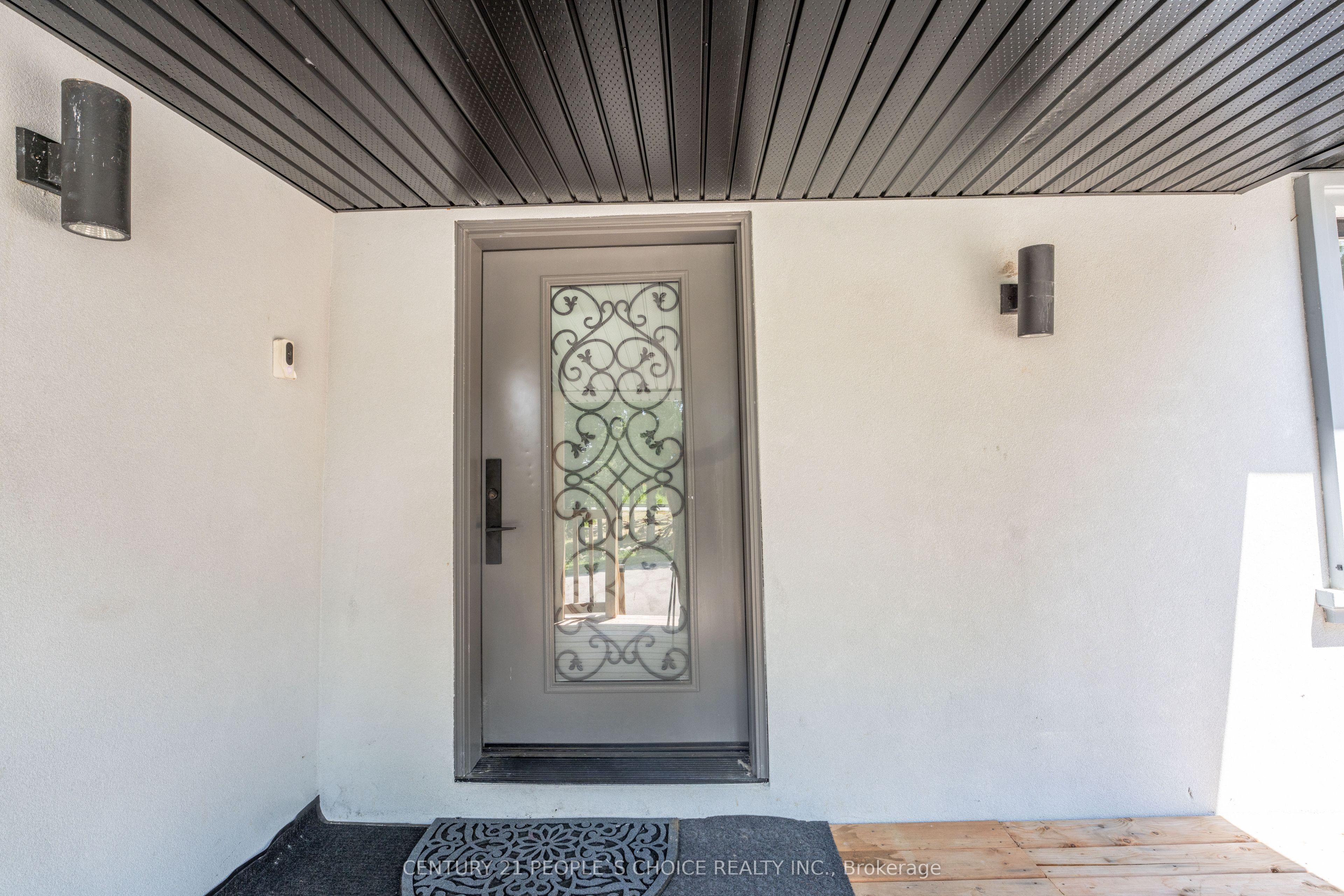 15553 The Gore Road Property Photo 8