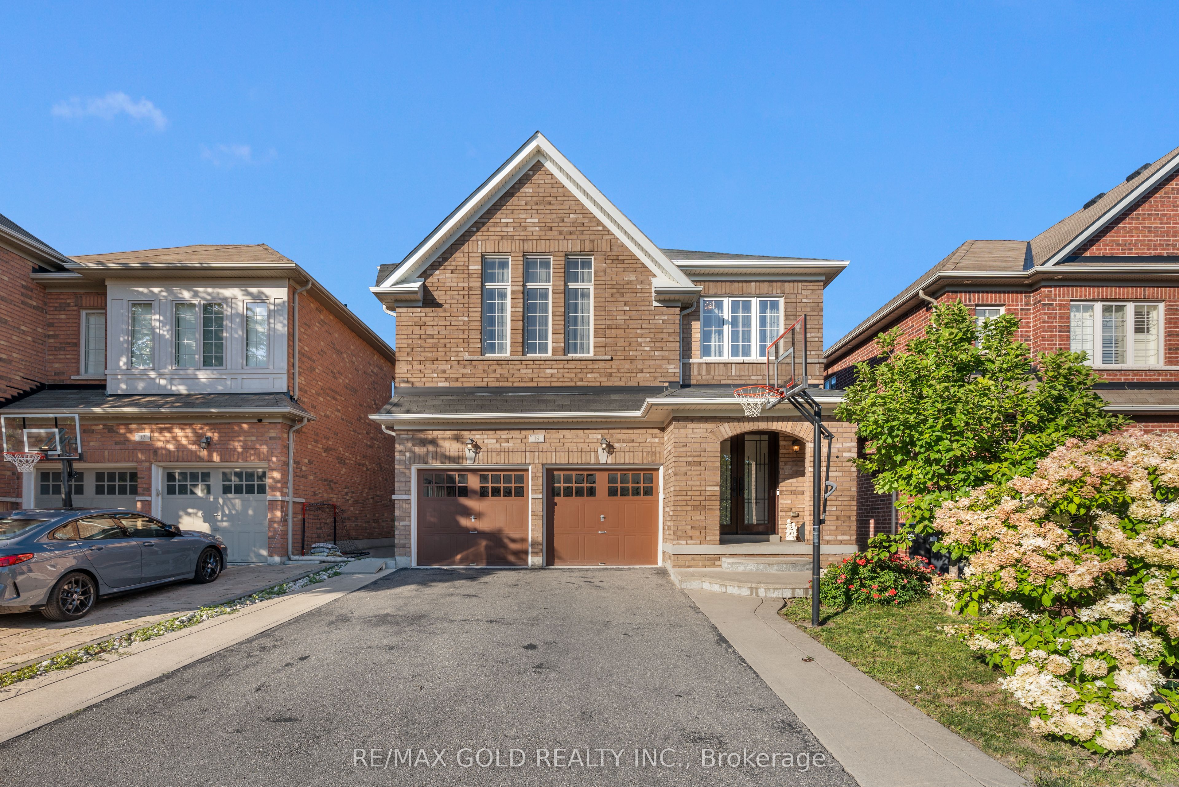 19 Bellcrest Road Property Photo 2