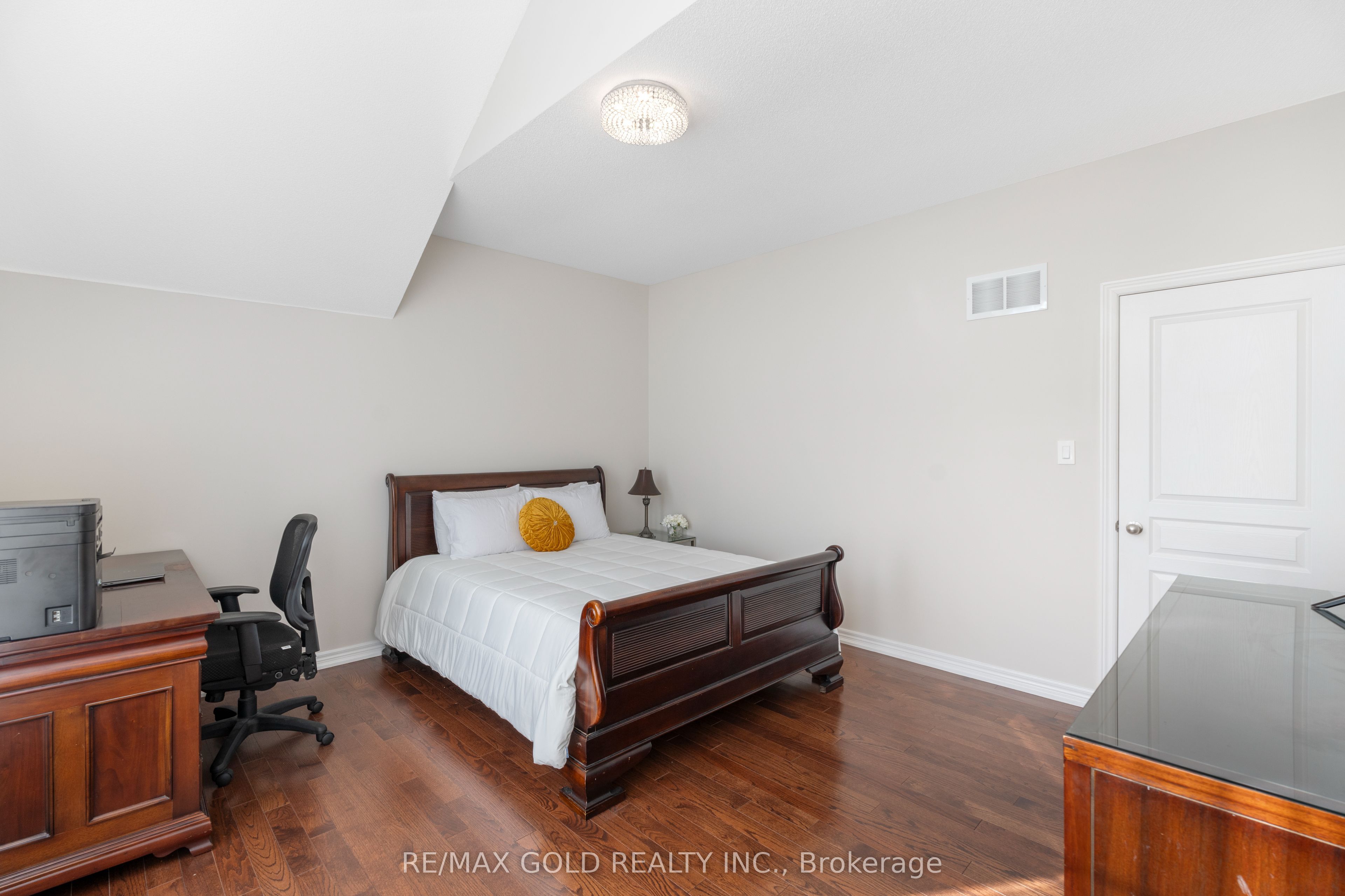 19 Bellcrest Road Property Photo 31