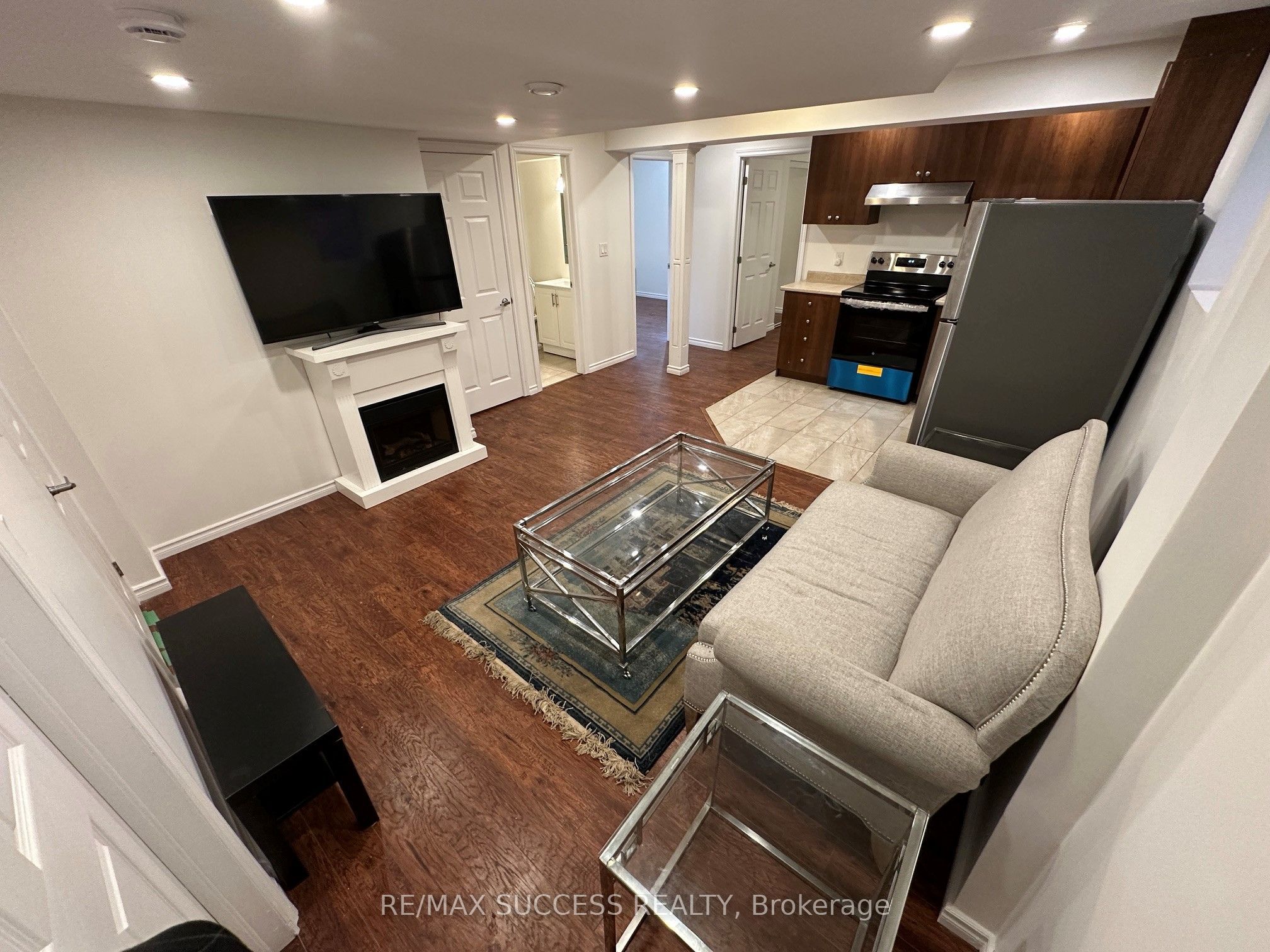 916 Minchin Way Basement Property Photo 4