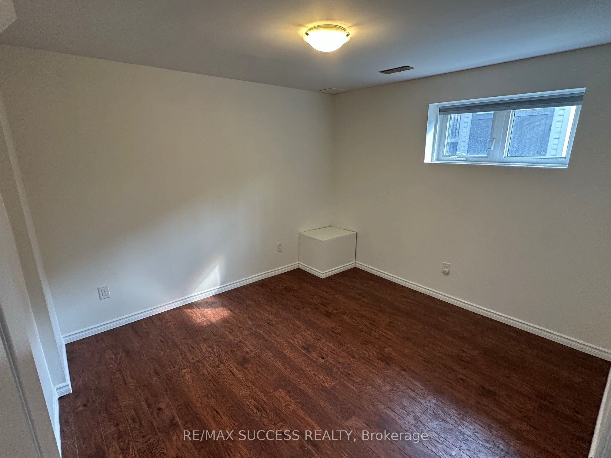 916 Minchin Way Basement Property Photo 7