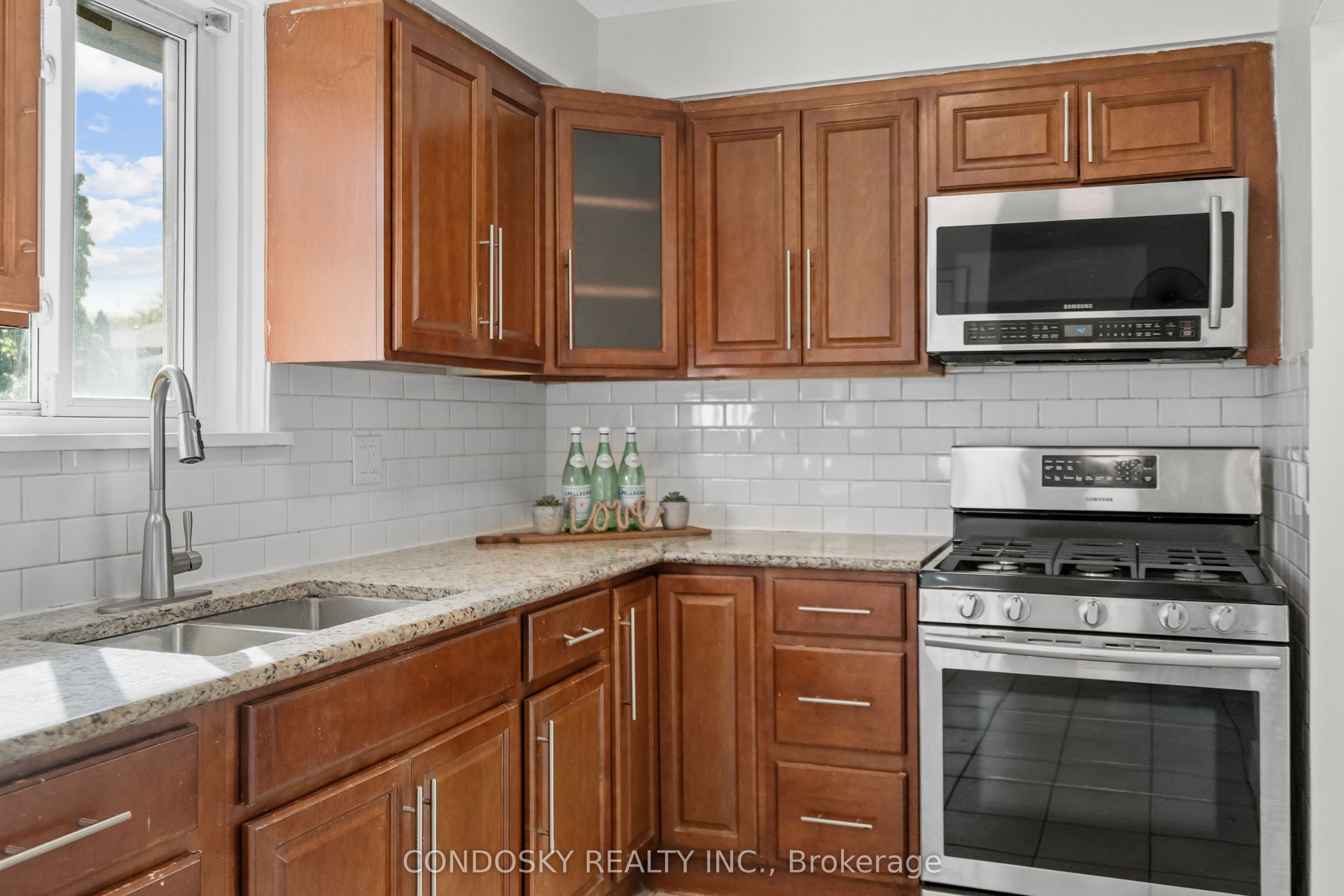 768 Annamore Road Property Photo 13