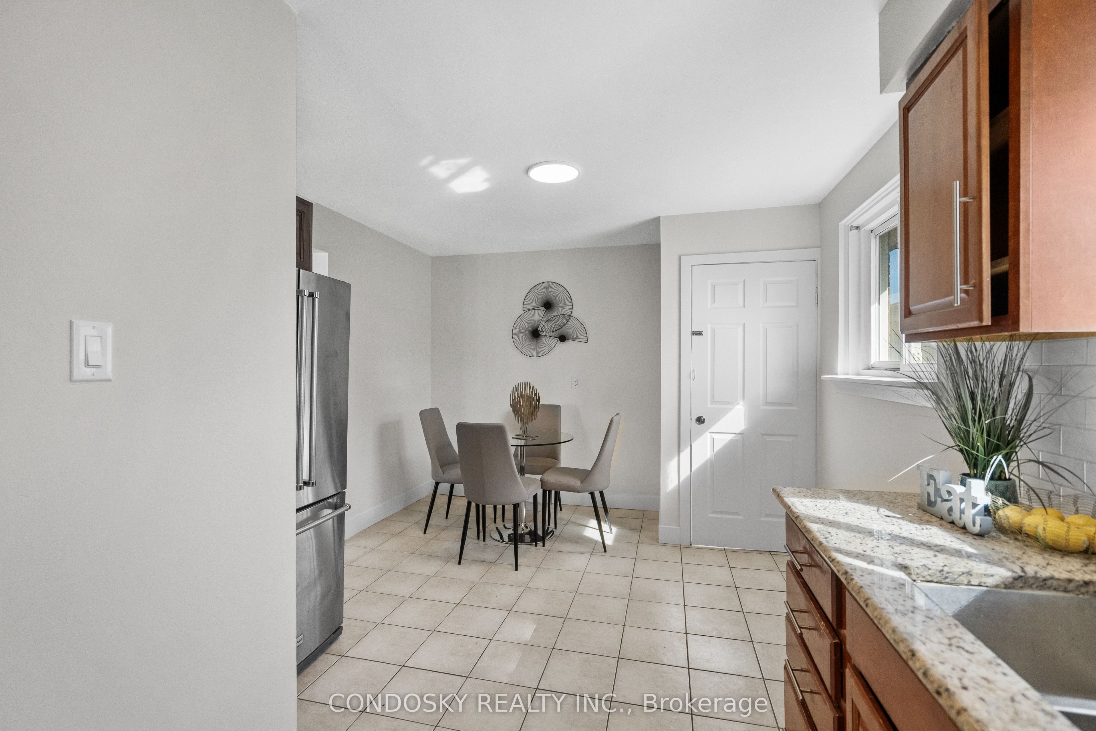 768 Annamore Road Property Photo 14