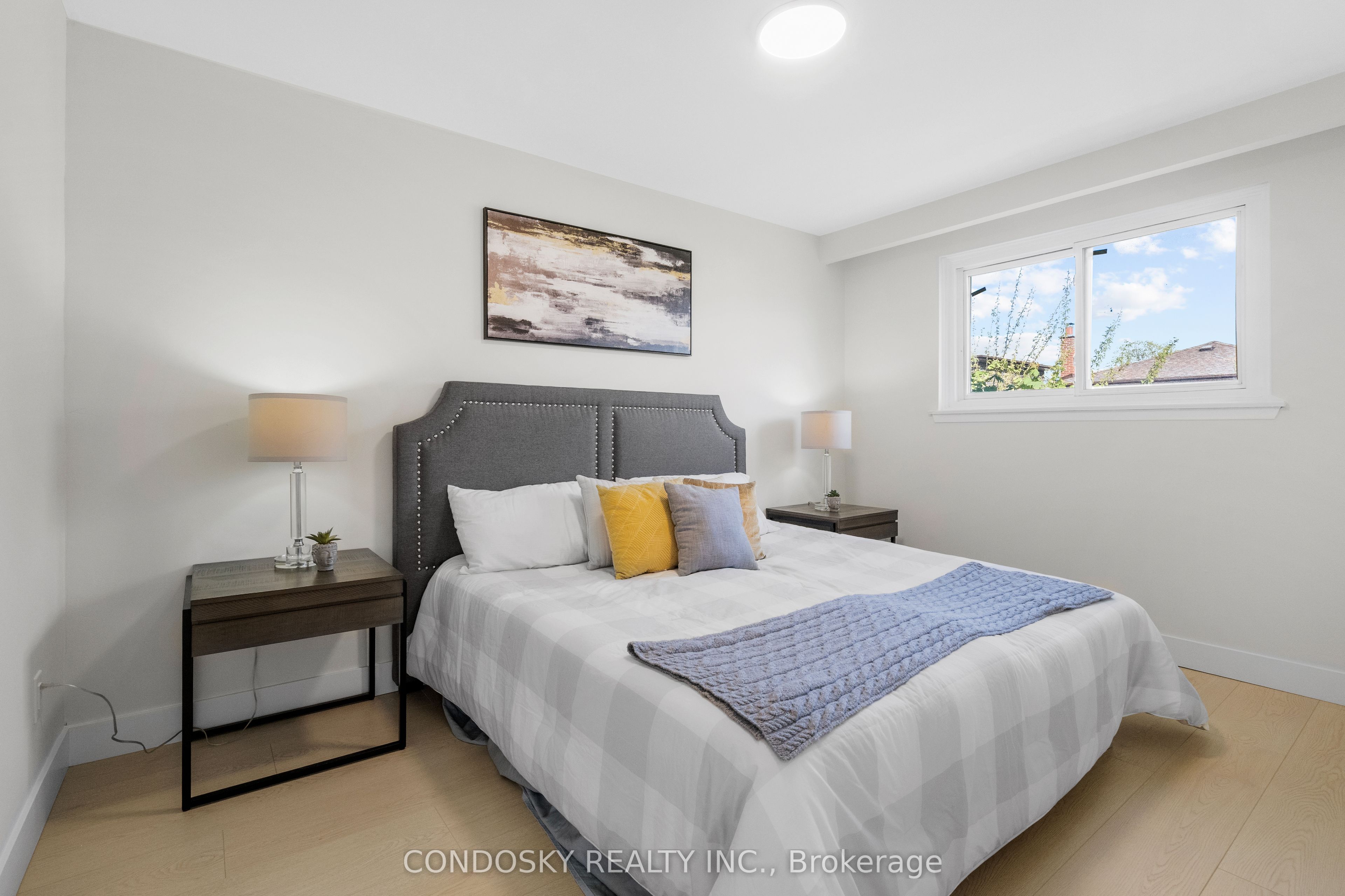 768 Annamore Road Property Photo 16