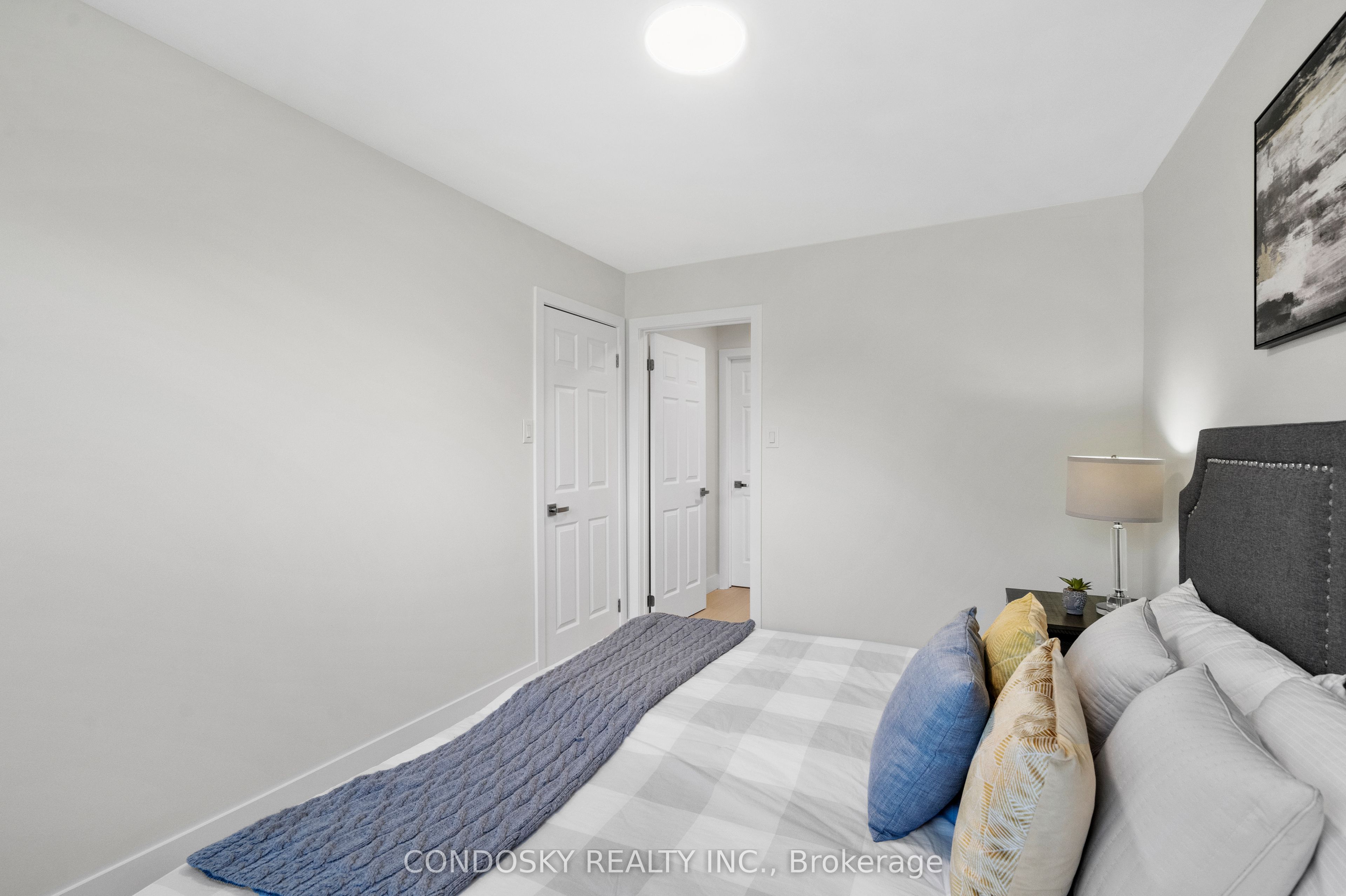 768 Annamore Road Property Photo 18