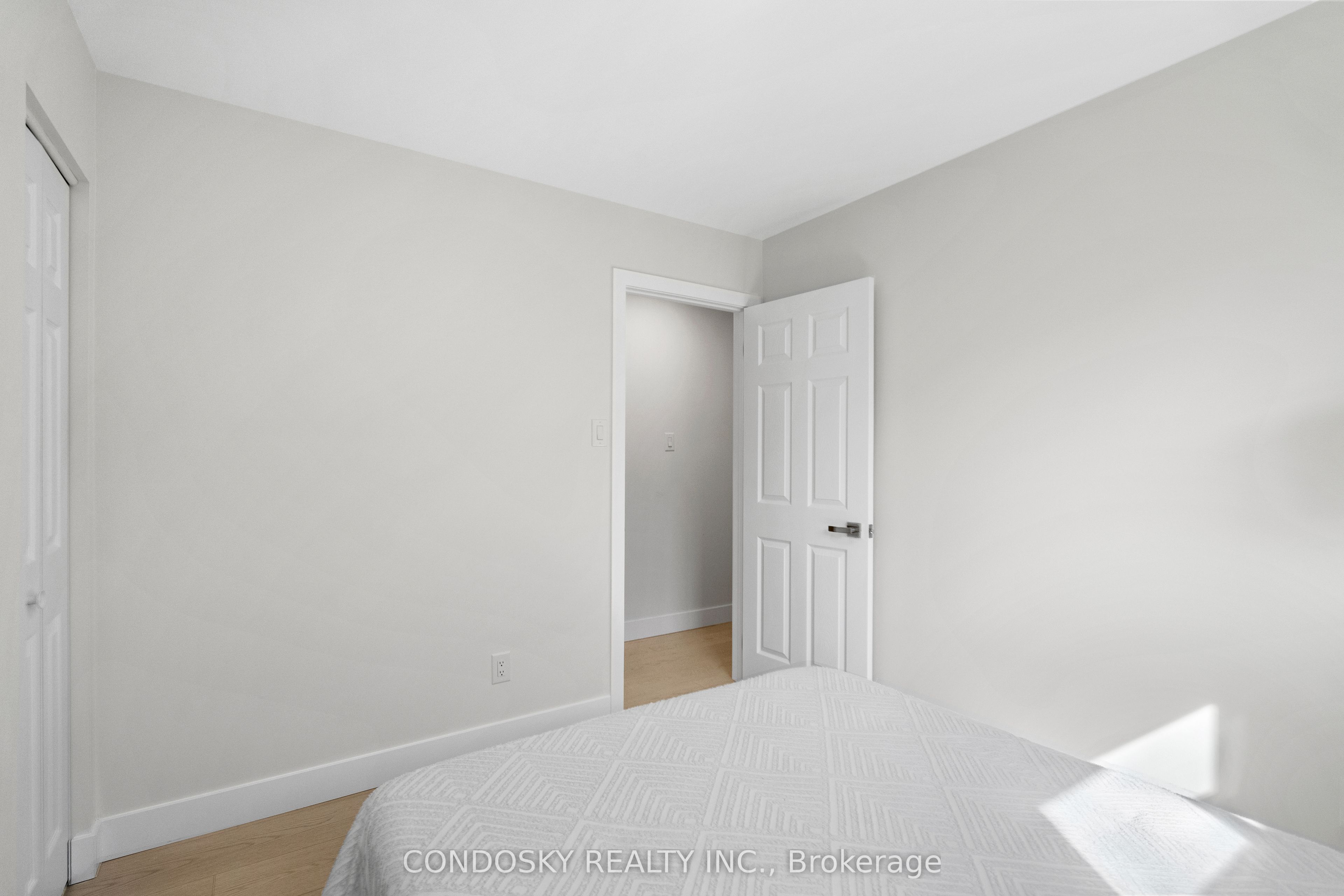 768 Annamore Road Property Photo 22
