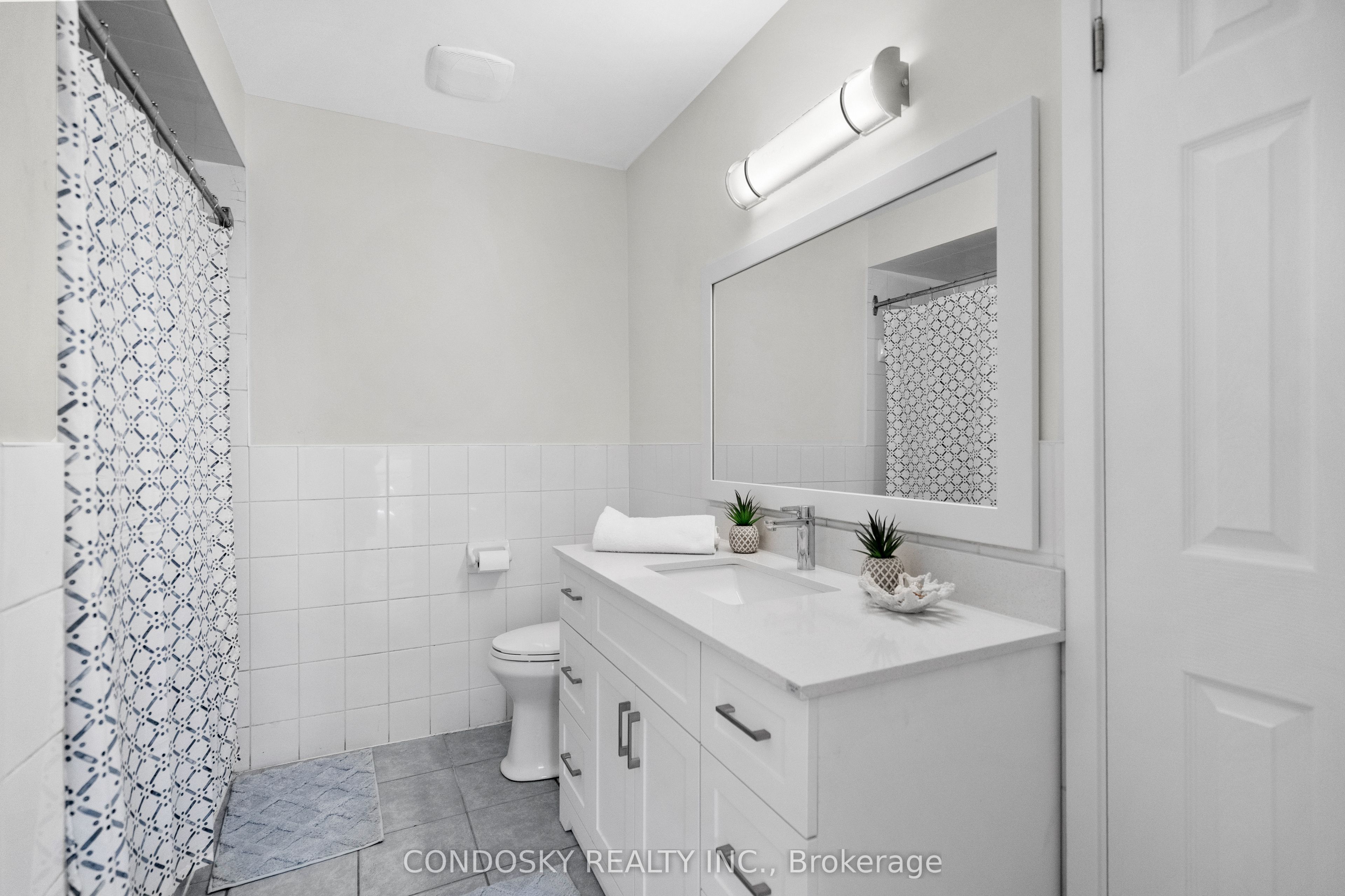 768 Annamore Road Property Photo 23