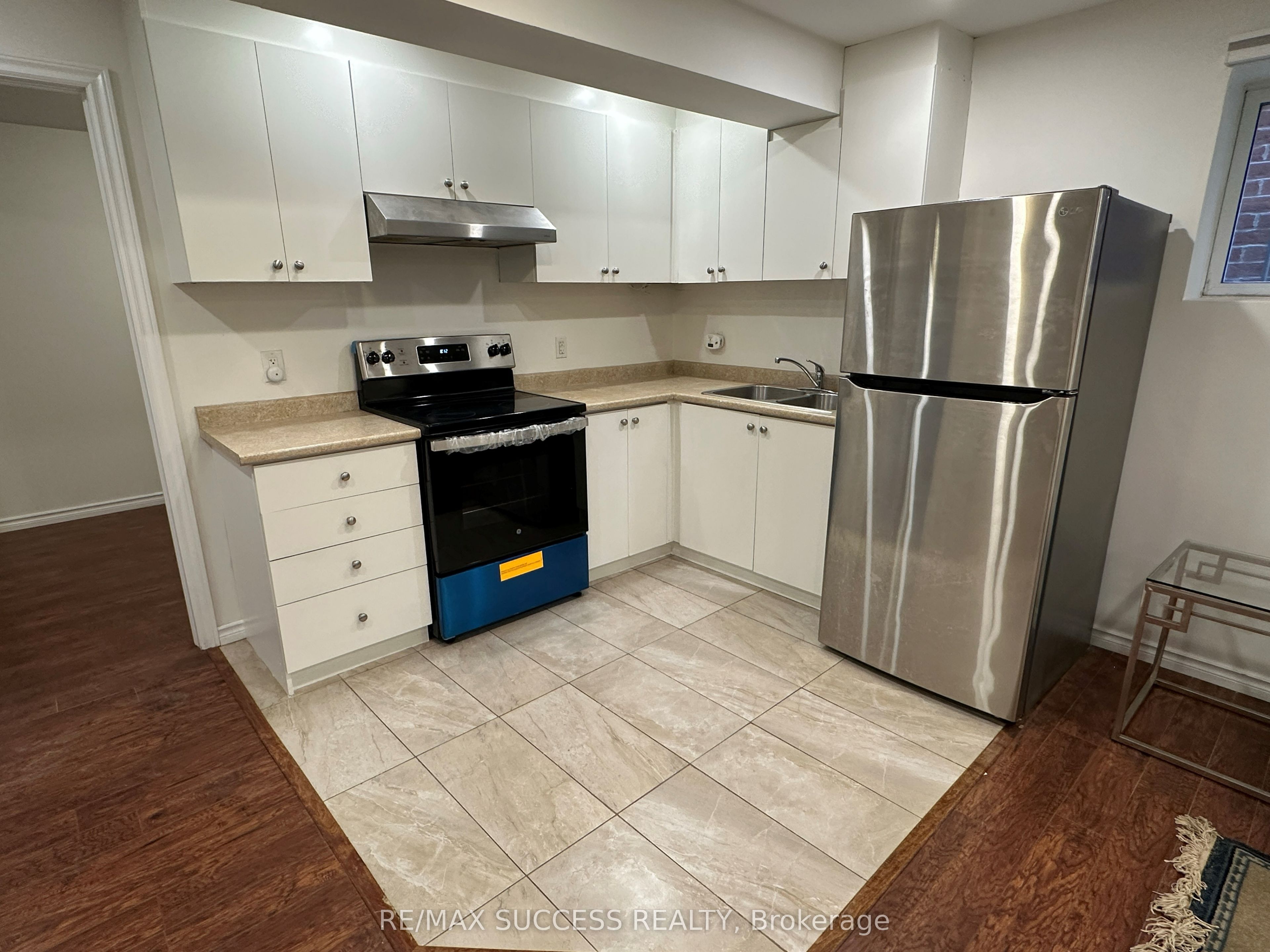 916 Minchin Way Basement Property Photo 6