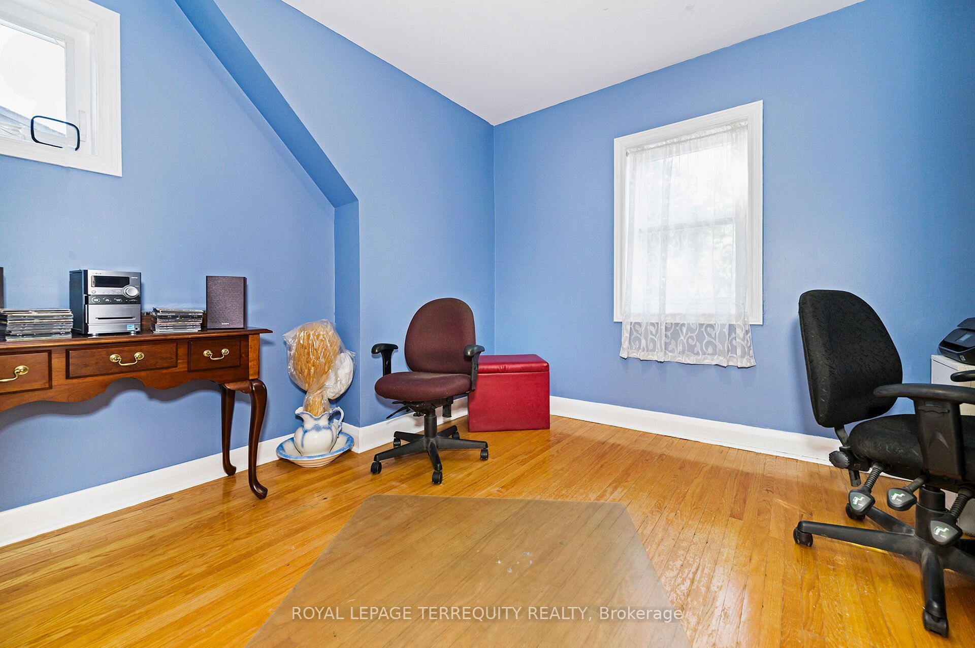 2307 Lawrence Avenue W Property Photo 17