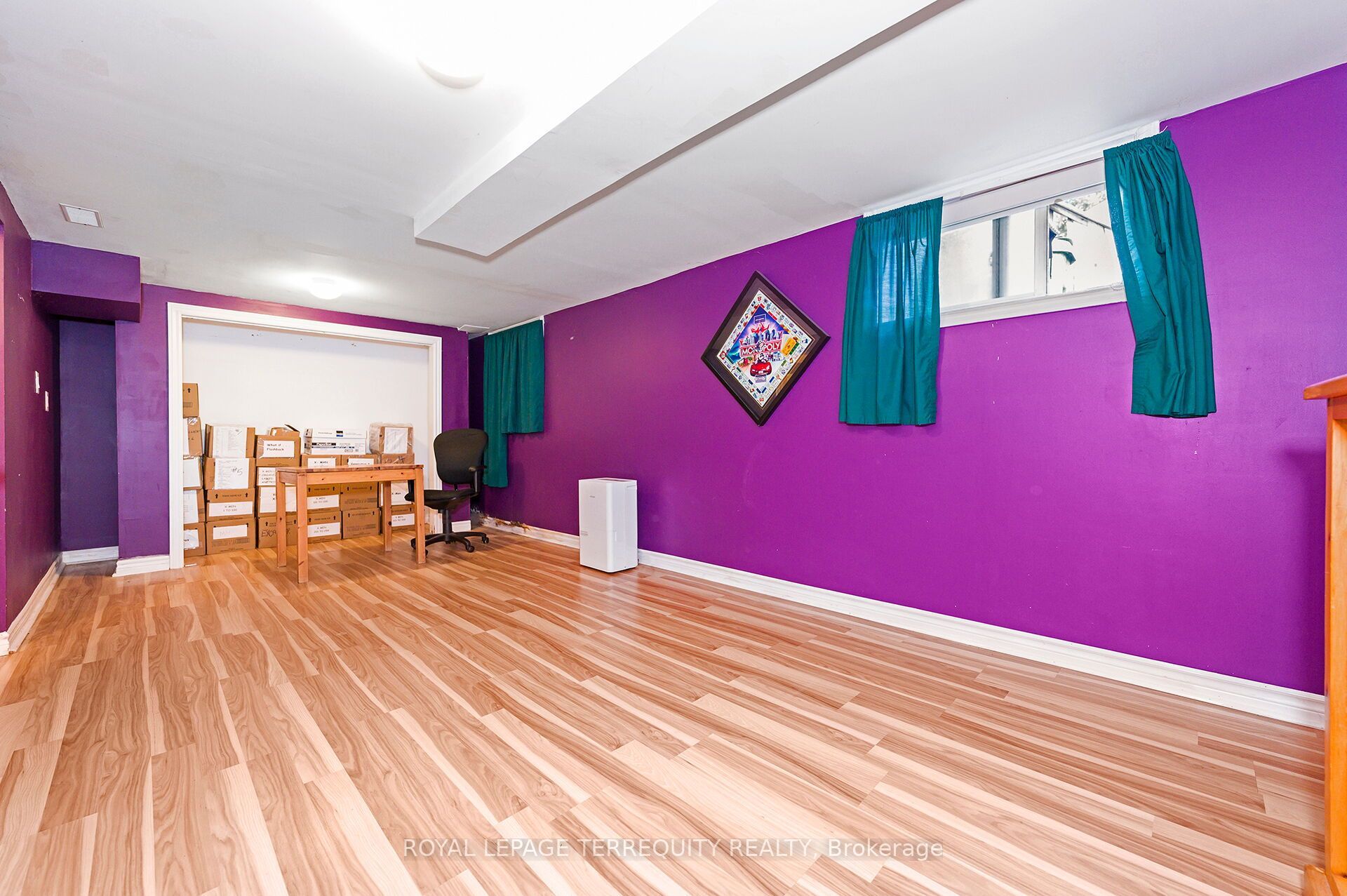 2307 Lawrence Avenue W Property Photo 24