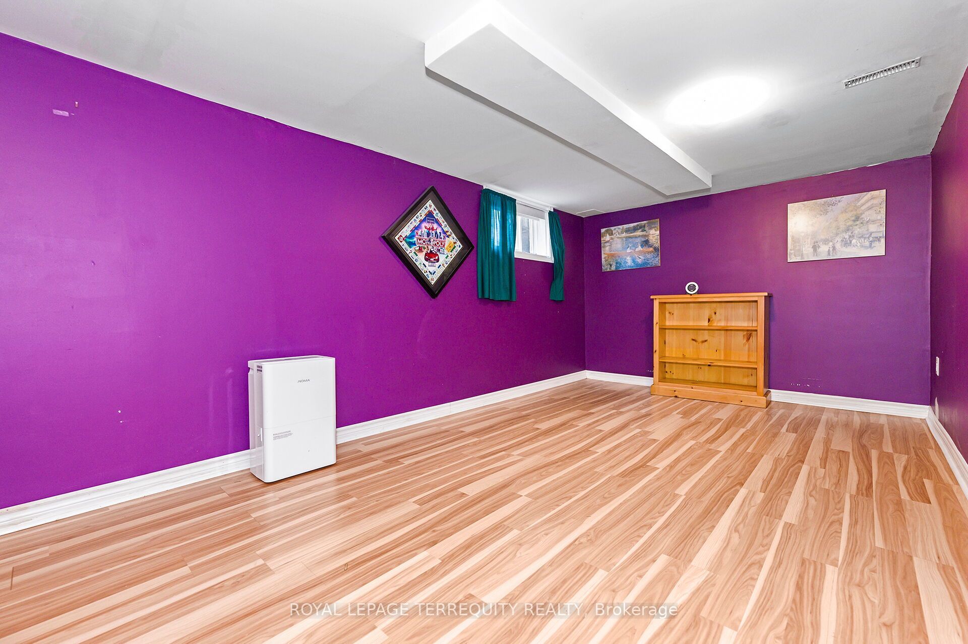 2307 Lawrence Avenue W Property Photo 25