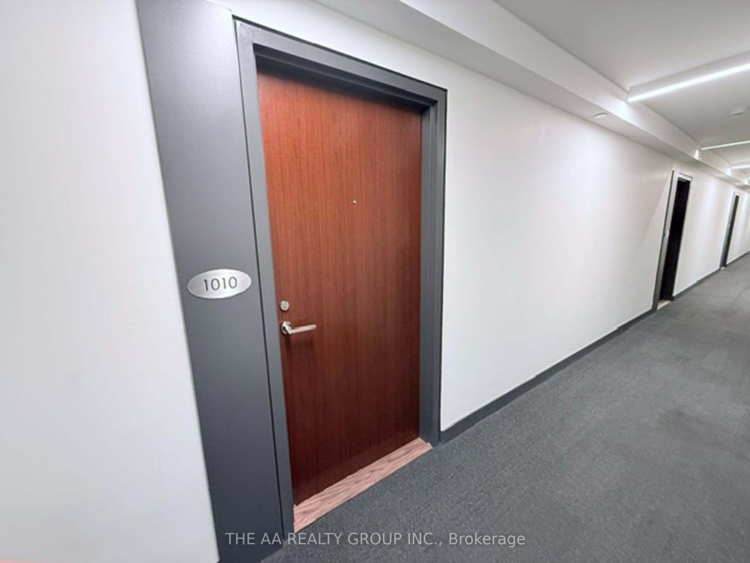 160 Flemington Road 1010 Property Photo 8