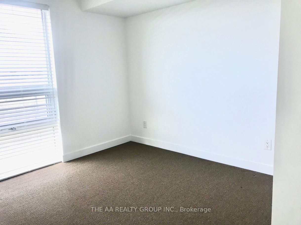 160 Flemington Road 1010 Property Photo 16
