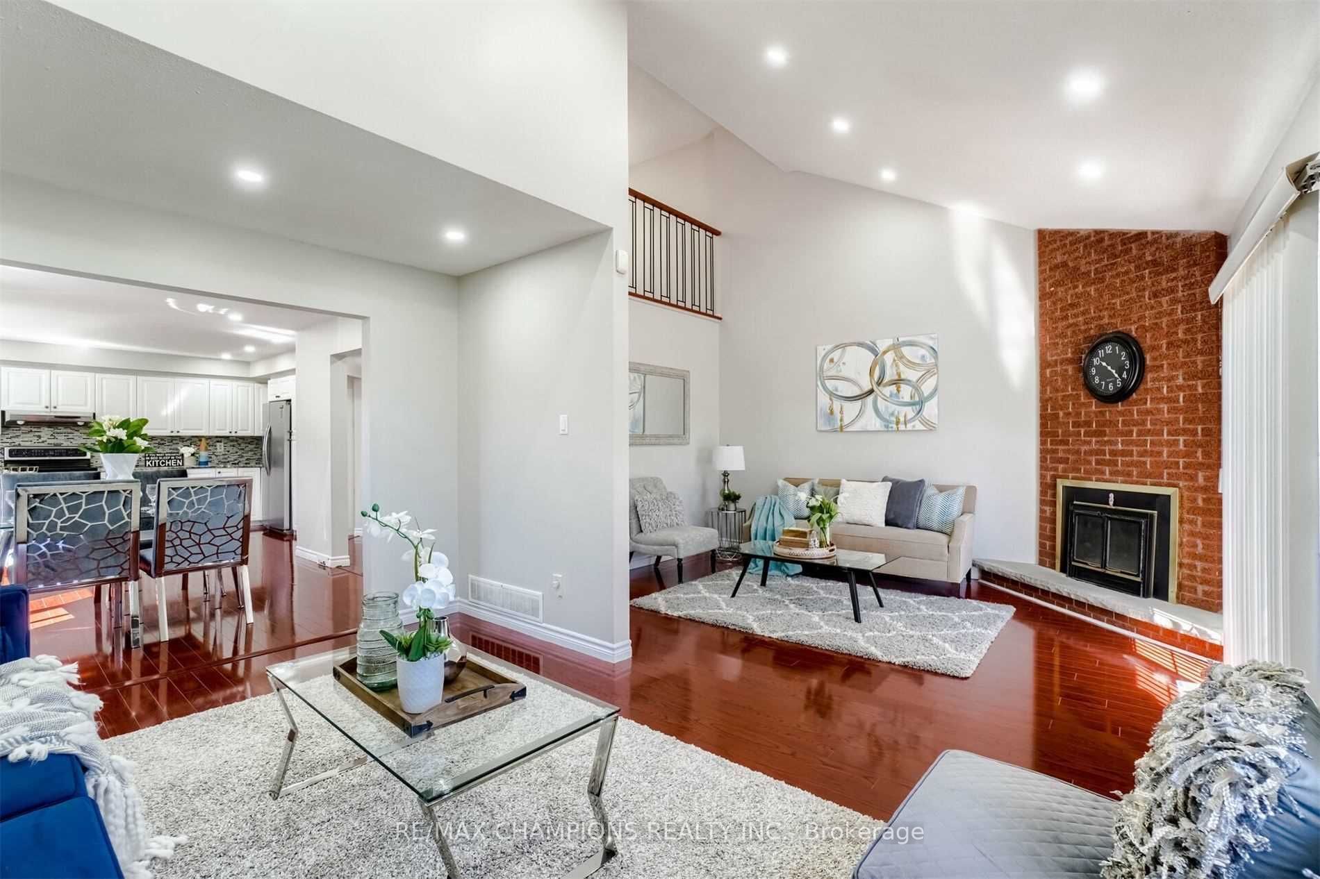 60 Banting Crescent Property Photo 13