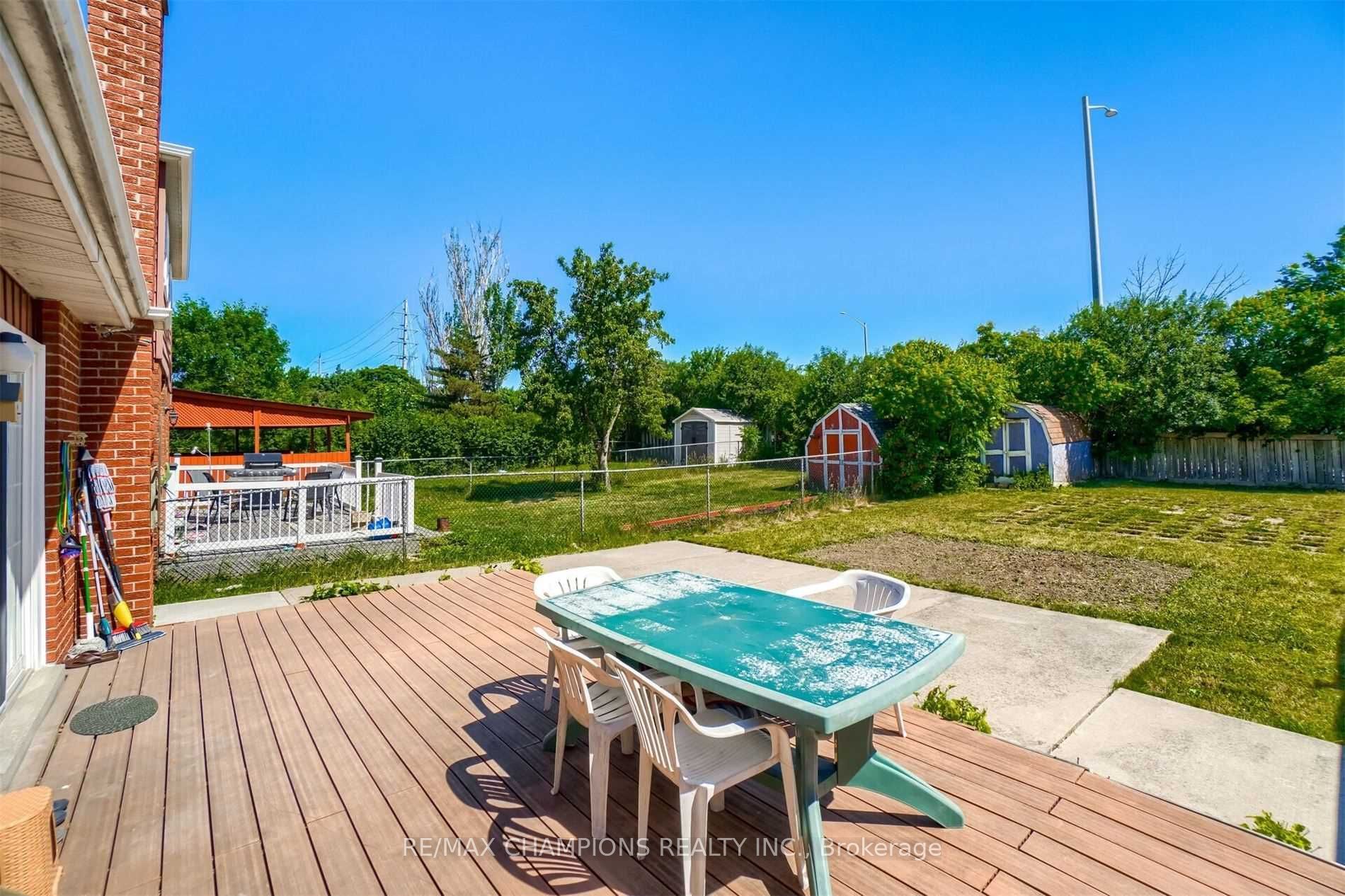 60 Banting Crescent Property Photo 25