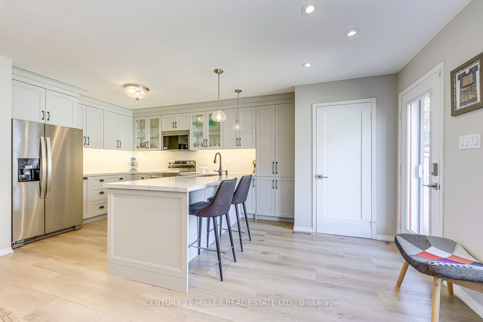 215 Roxton Road Property Photo 12