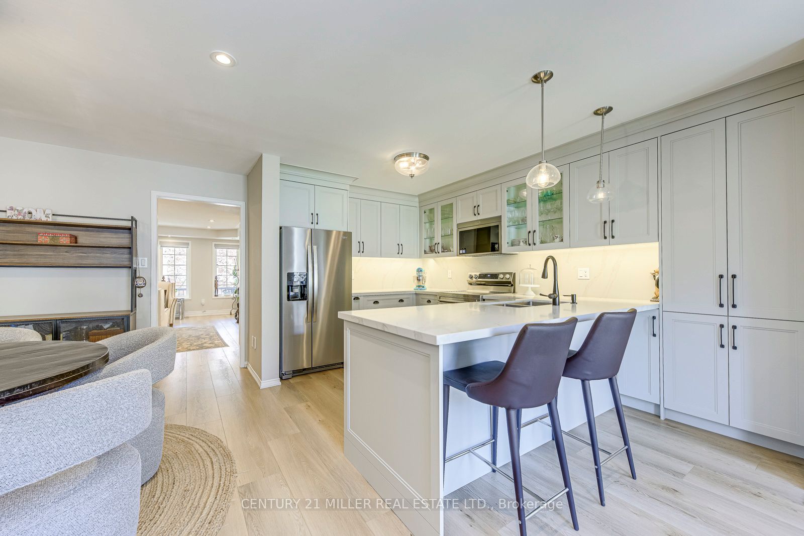 215 Roxton Road Property Photo 13
