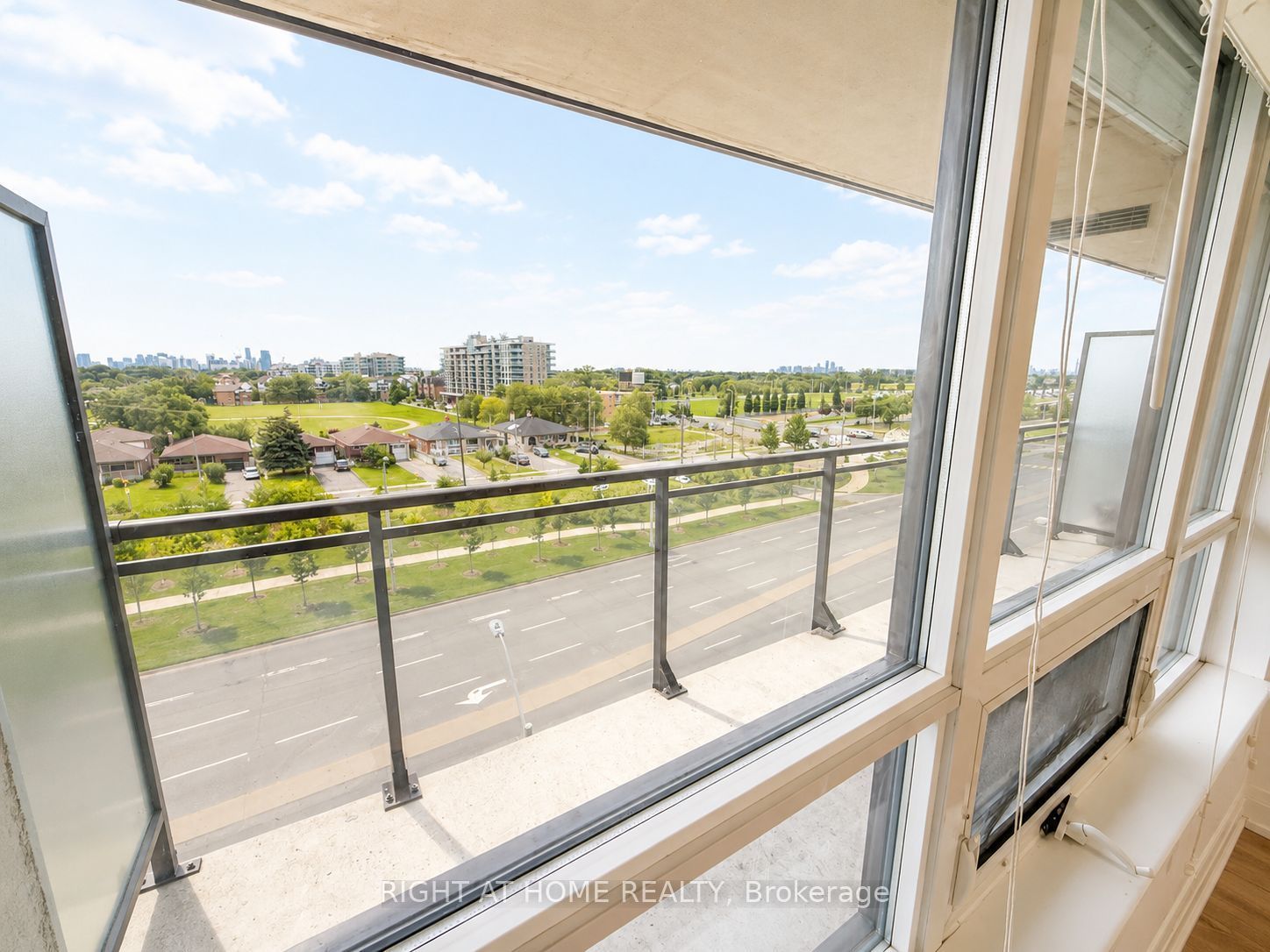 1 De Boers Drive 608 Property Photo 12