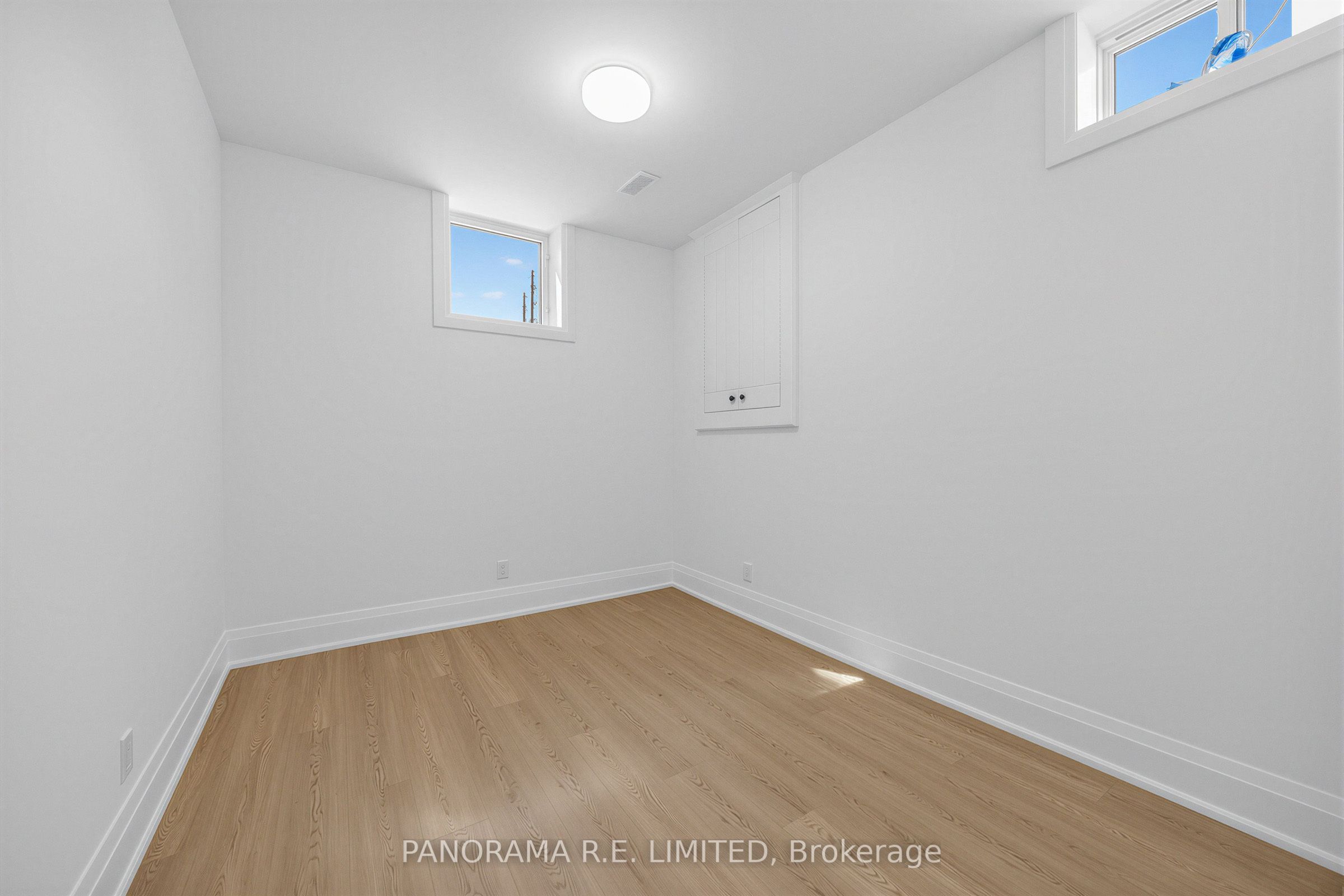 606 Abana Road Lower Property Photo 9