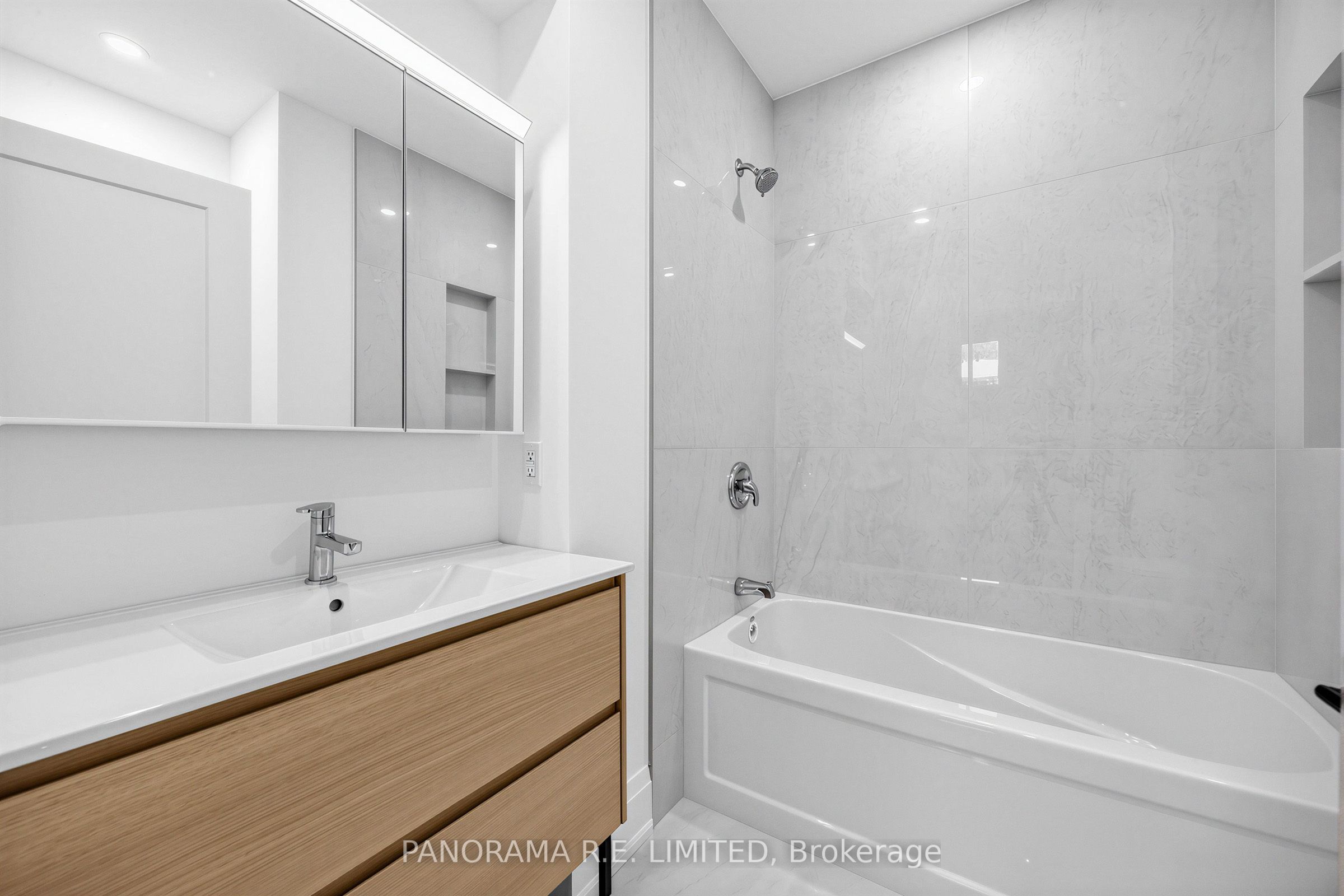 606 Abana Road Lower Property Photo 11
