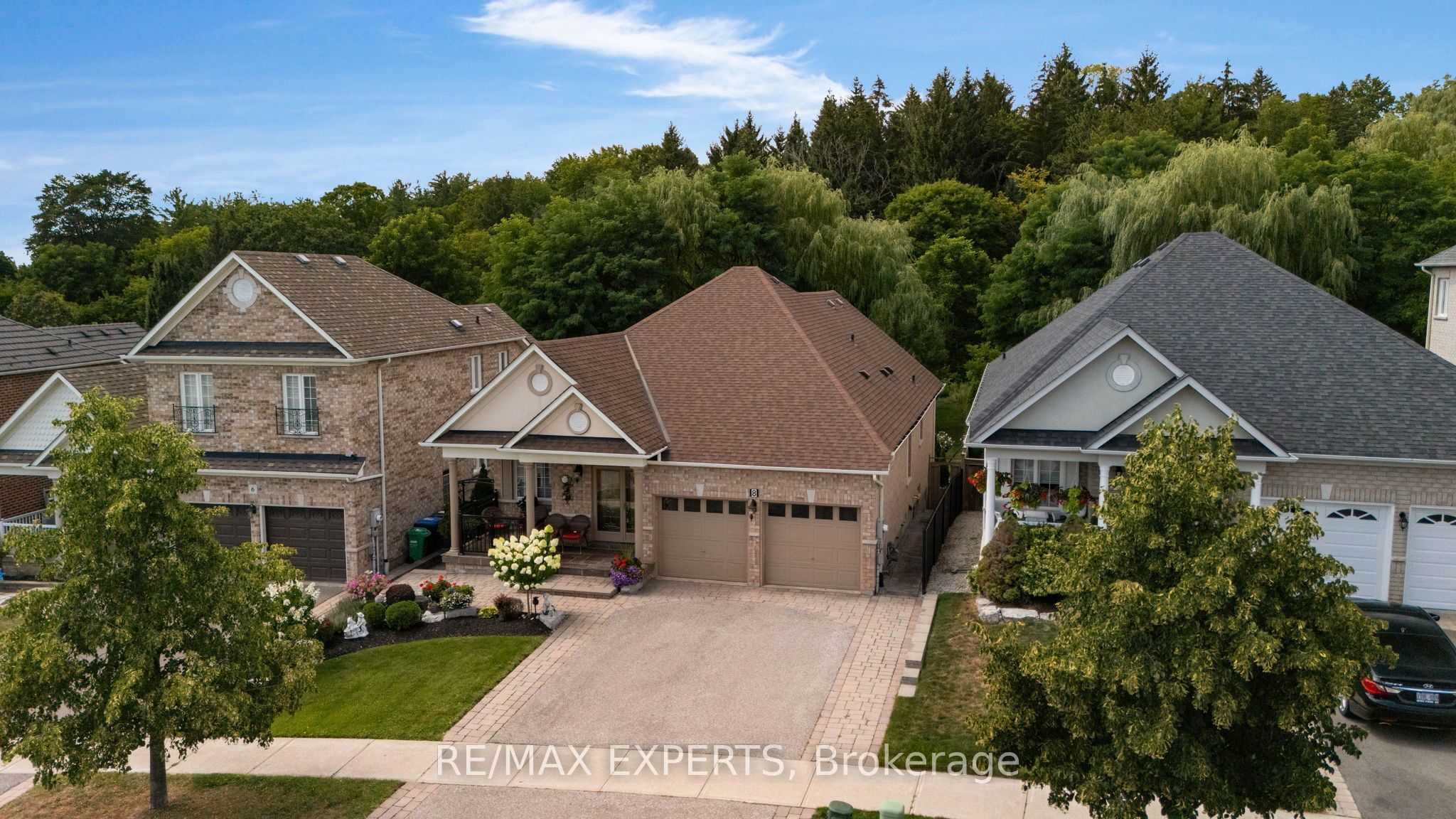 8 Evans Ridge Property Photo 1