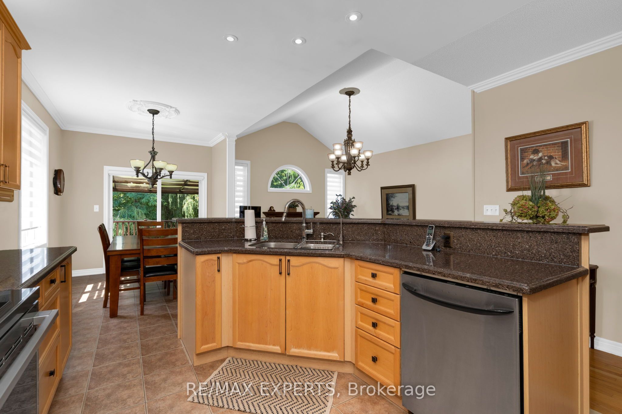 8 Evans Ridge Property Photo 12