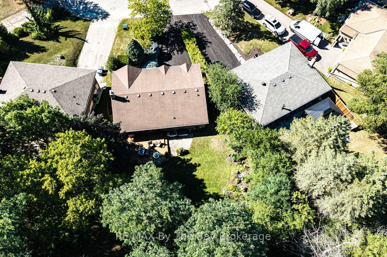 50 Hilltop Court Property Photo 43