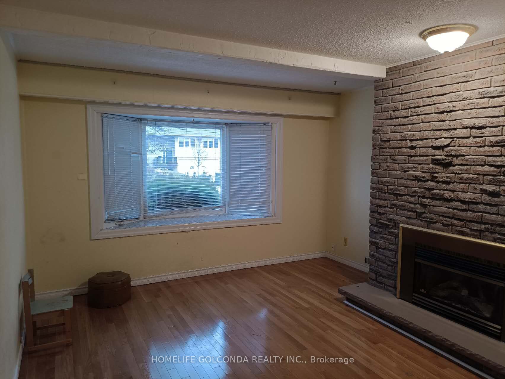2475 Council Ring Road Property Photo 2