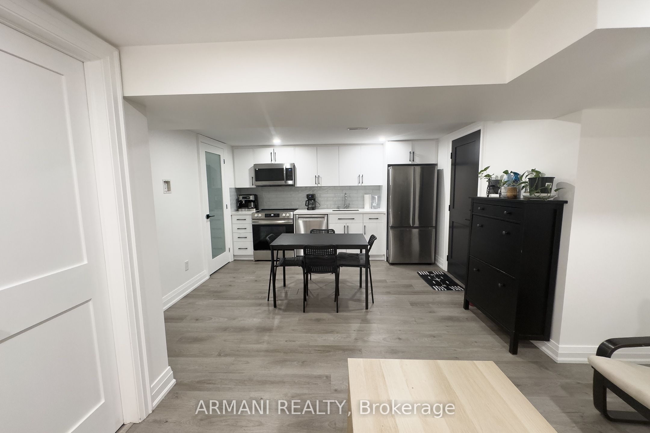 97 Cuffley Crescent N Basement Property Photo 12