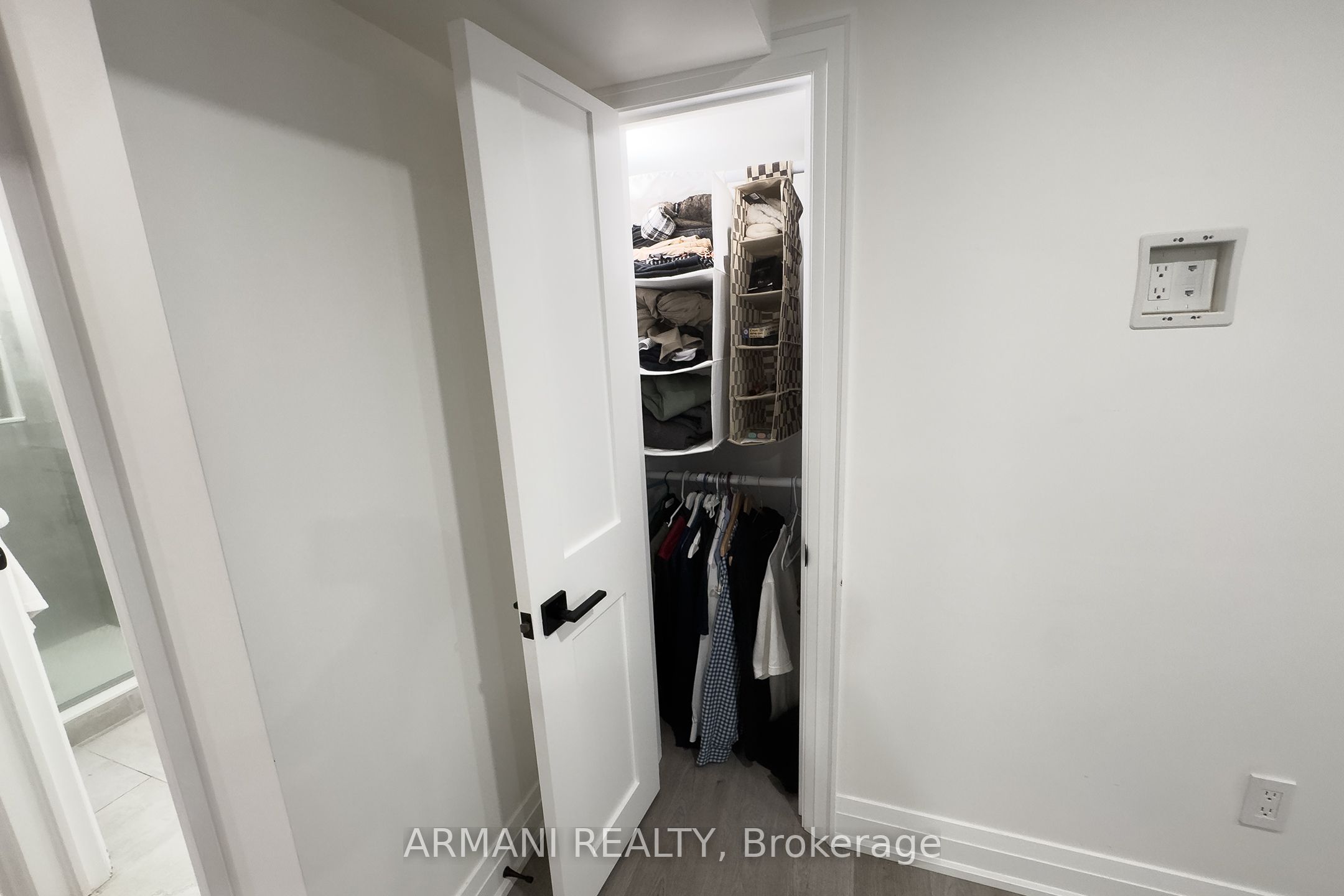 97 Cuffley Crescent N Basement Property Photo 20