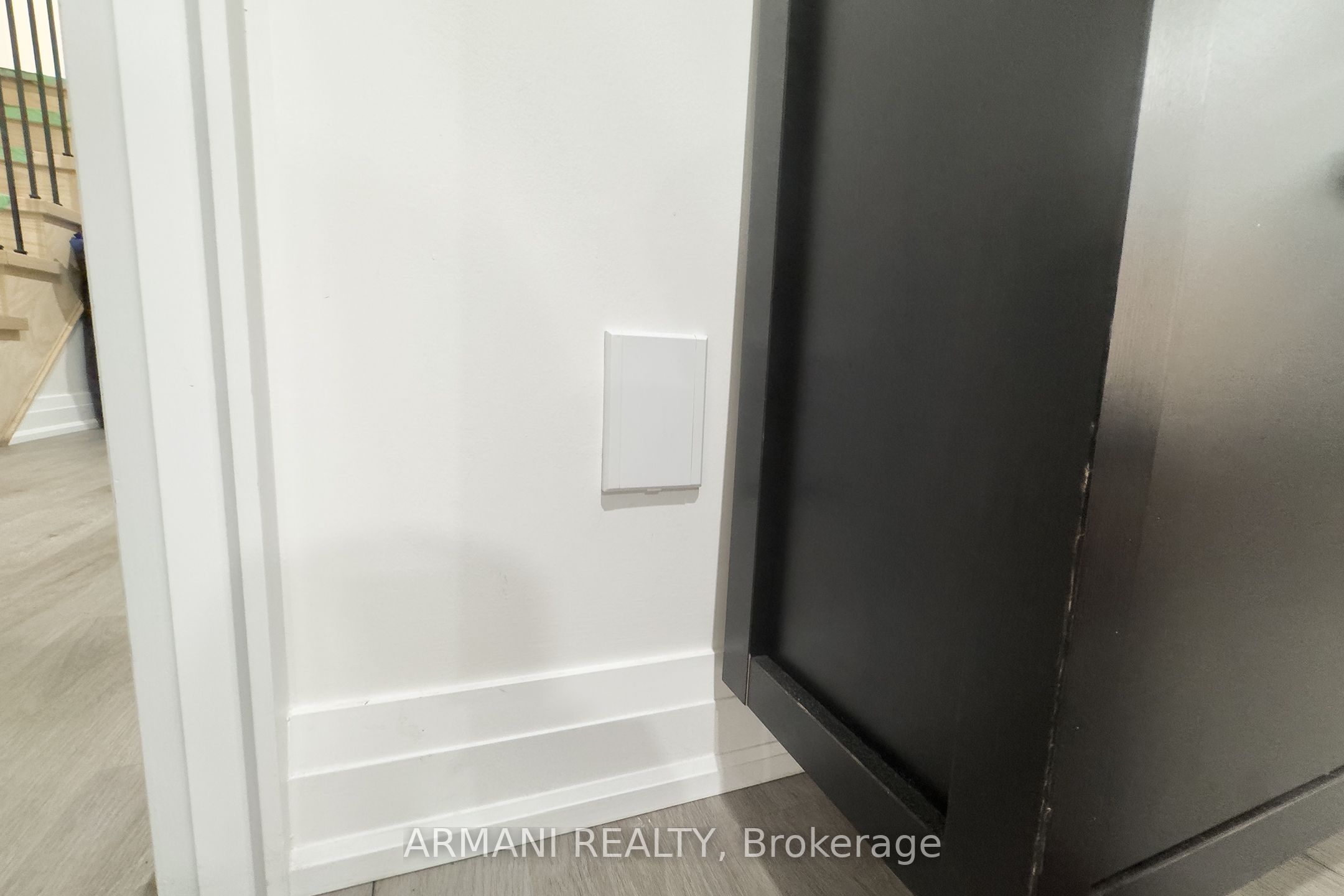 97 Cuffley Crescent N Basement Property Photo 21