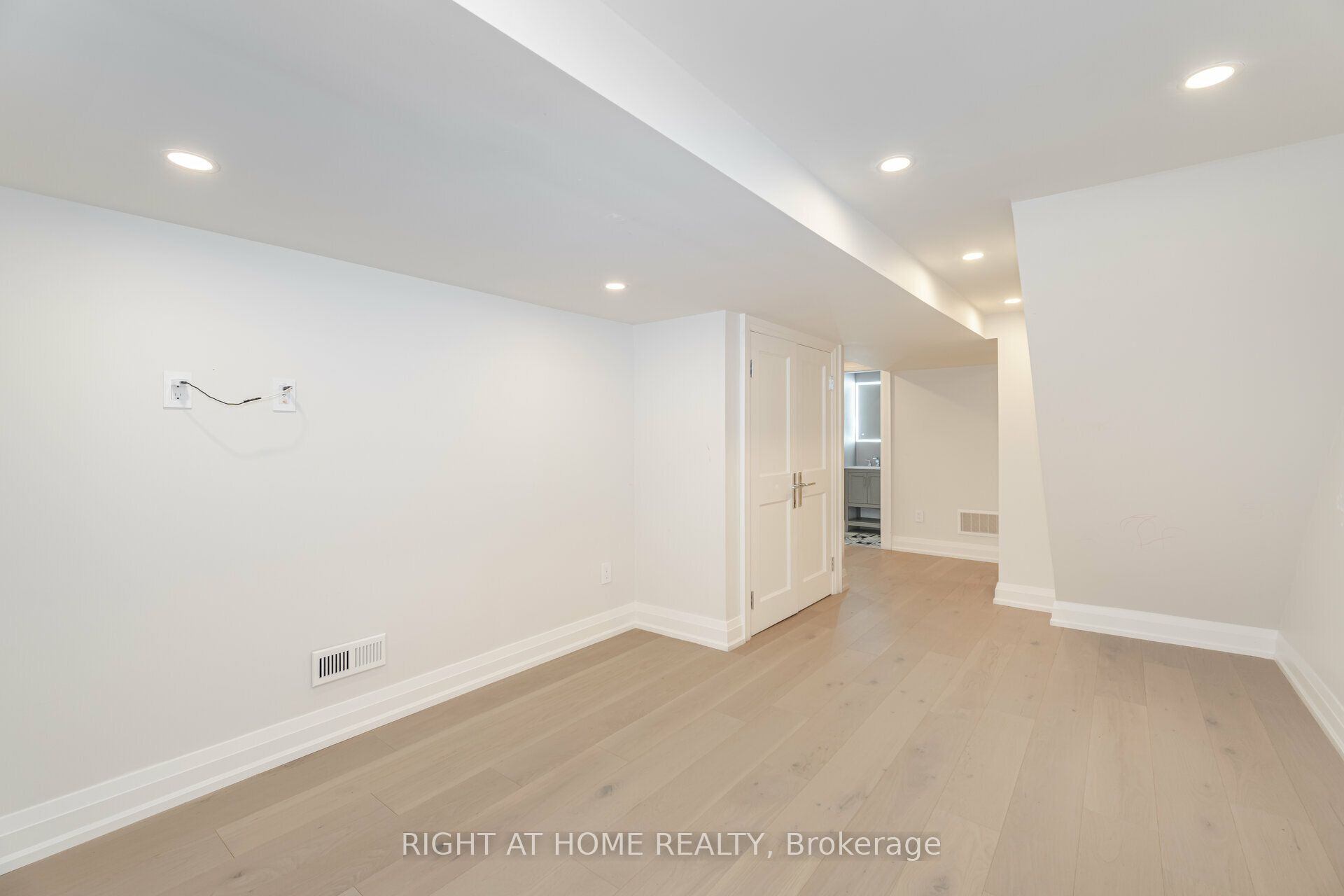 19 Talgarth Road Property Photo 24