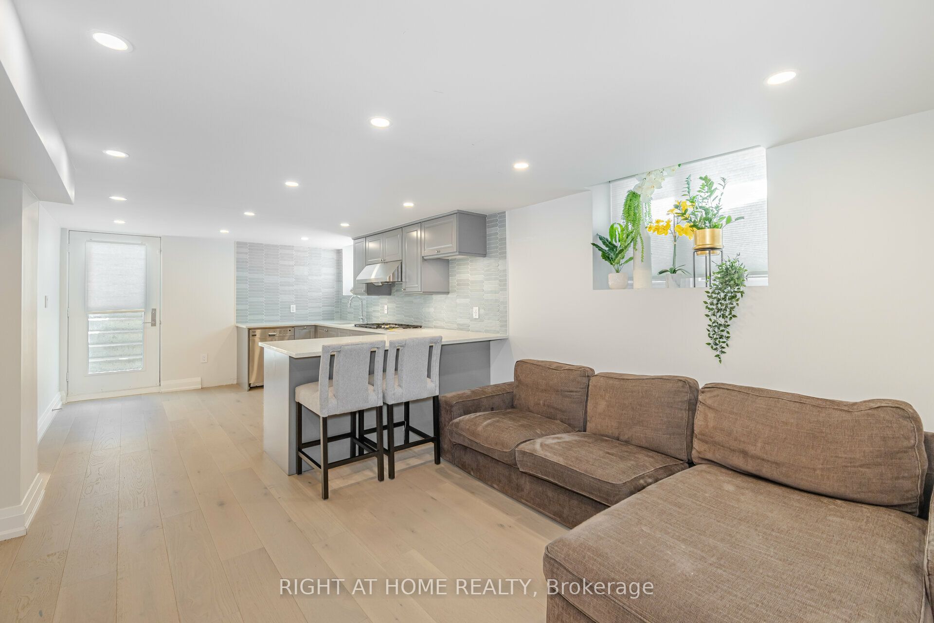 19 Talgarth Road Property Photo 30