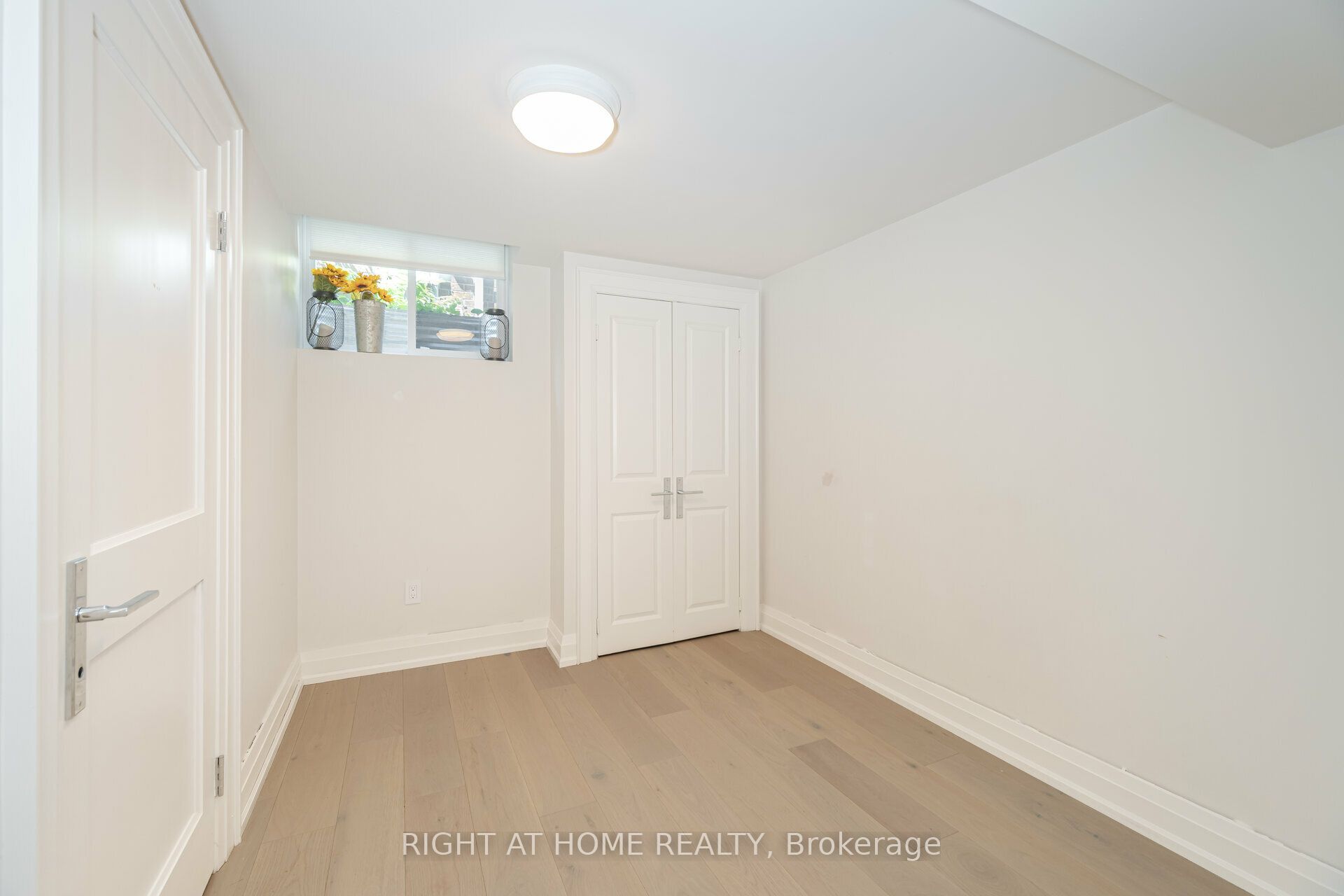 19 Talgarth Road Property Photo 32
