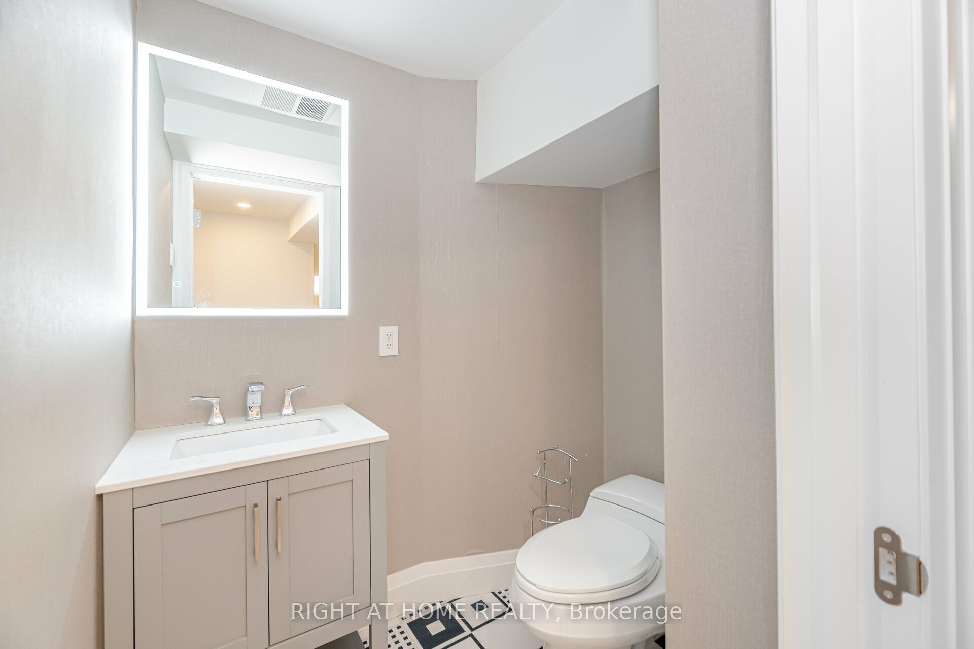 19 Talgarth Road Property Photo 35