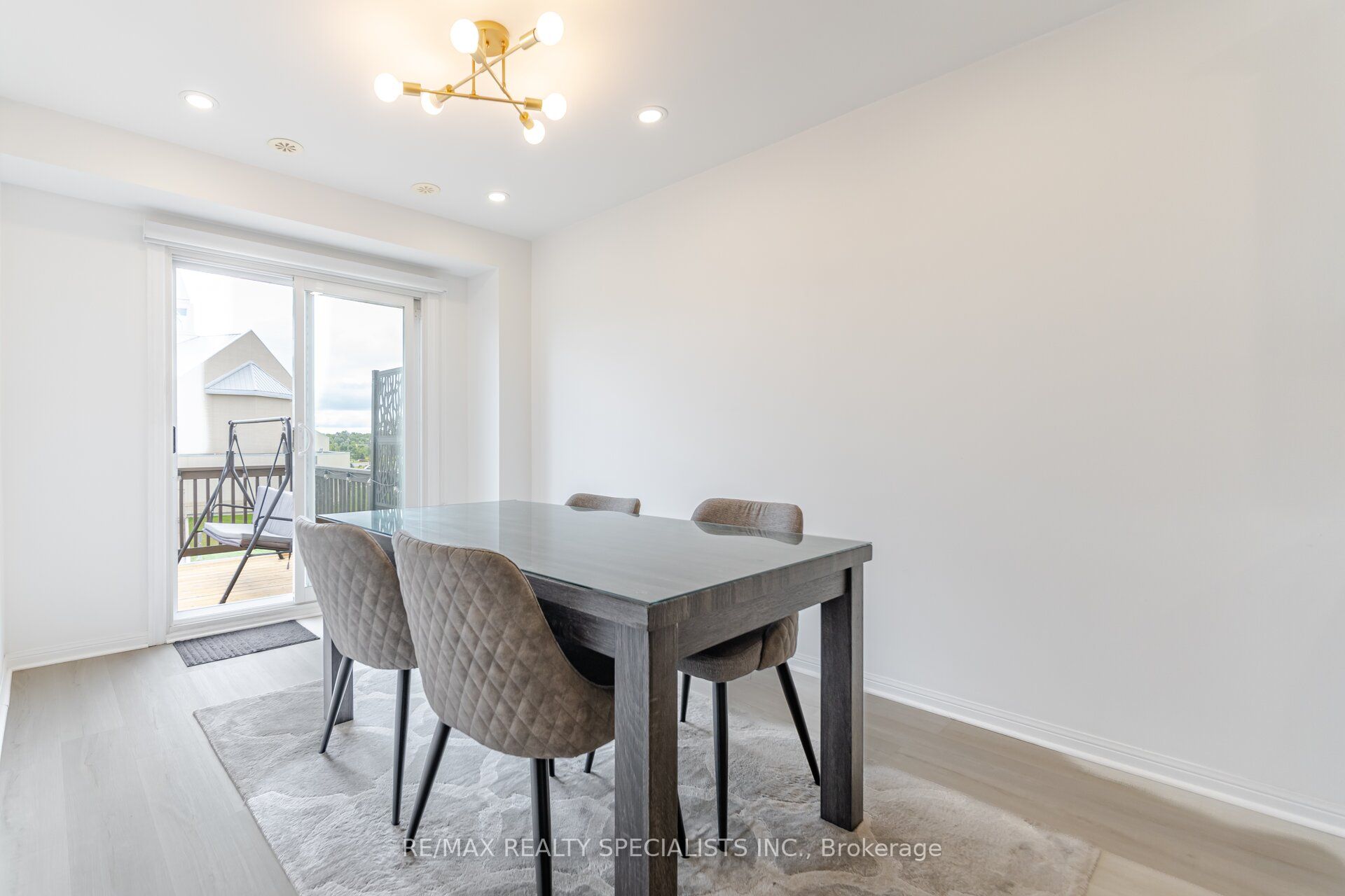 81 Vanhorne Close Property Photo 14