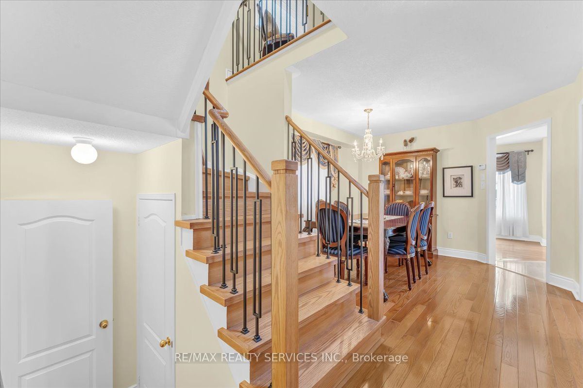 49 Tanglemere Crescent Property Photo 9