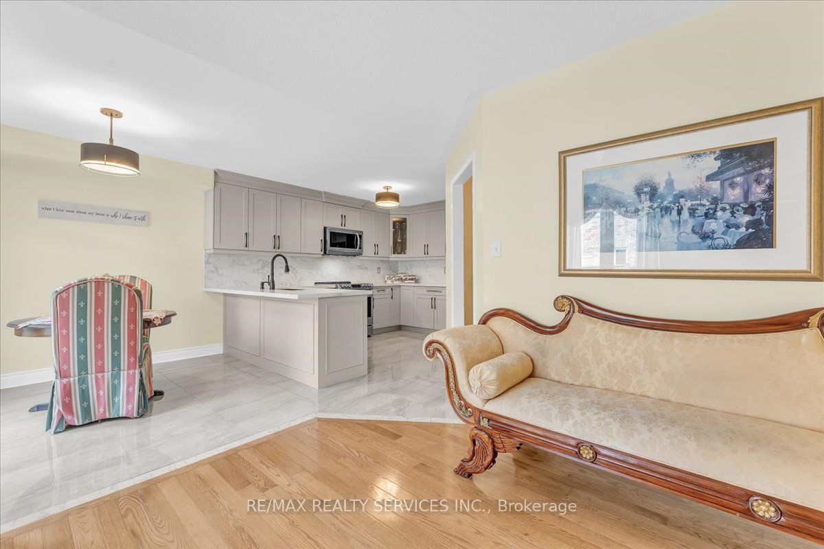 49 Tanglemere Crescent Property Photo 13