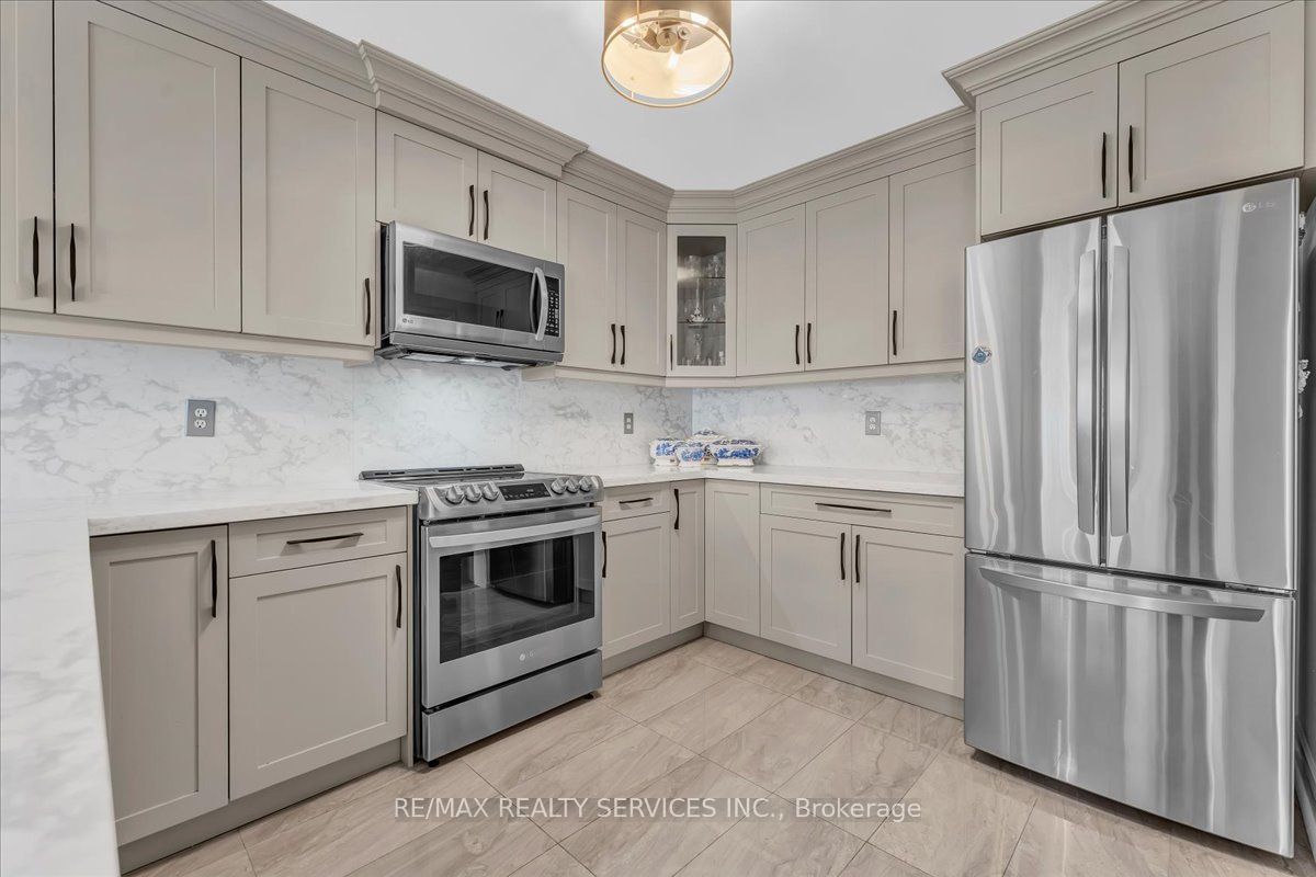 49 Tanglemere Crescent Property Photo 17