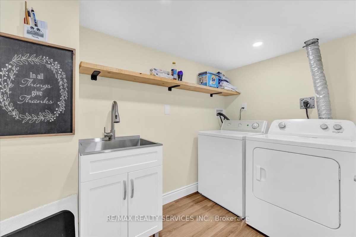 49 Tanglemere Crescent Property Photo 34