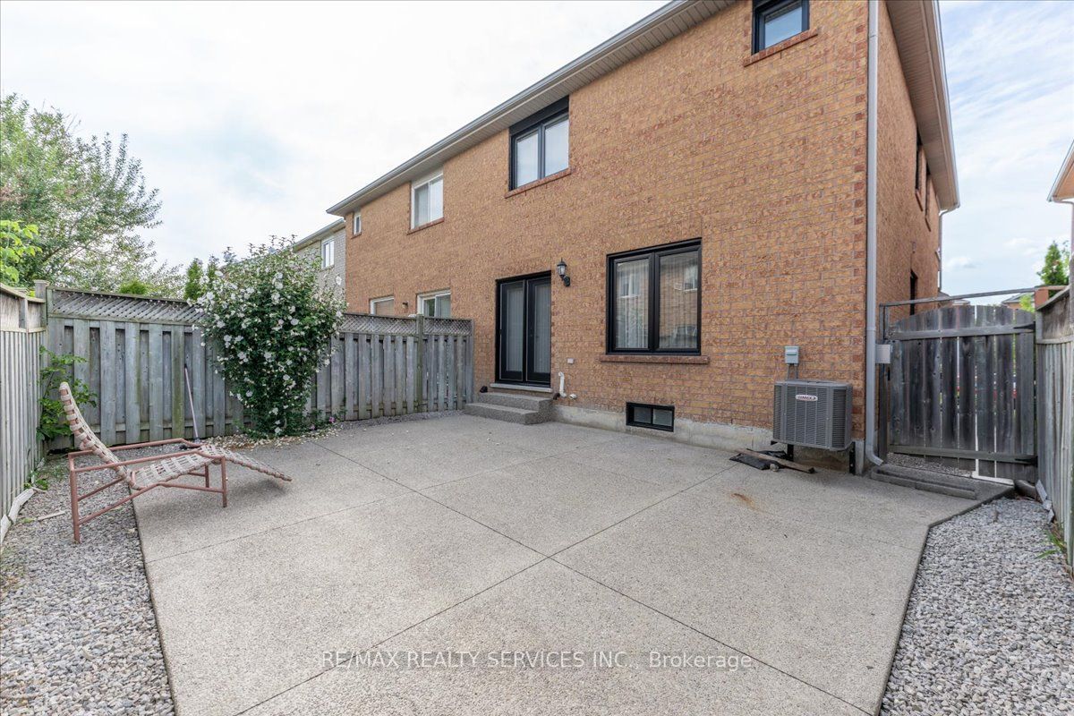 49 Tanglemere Crescent Property Photo 37