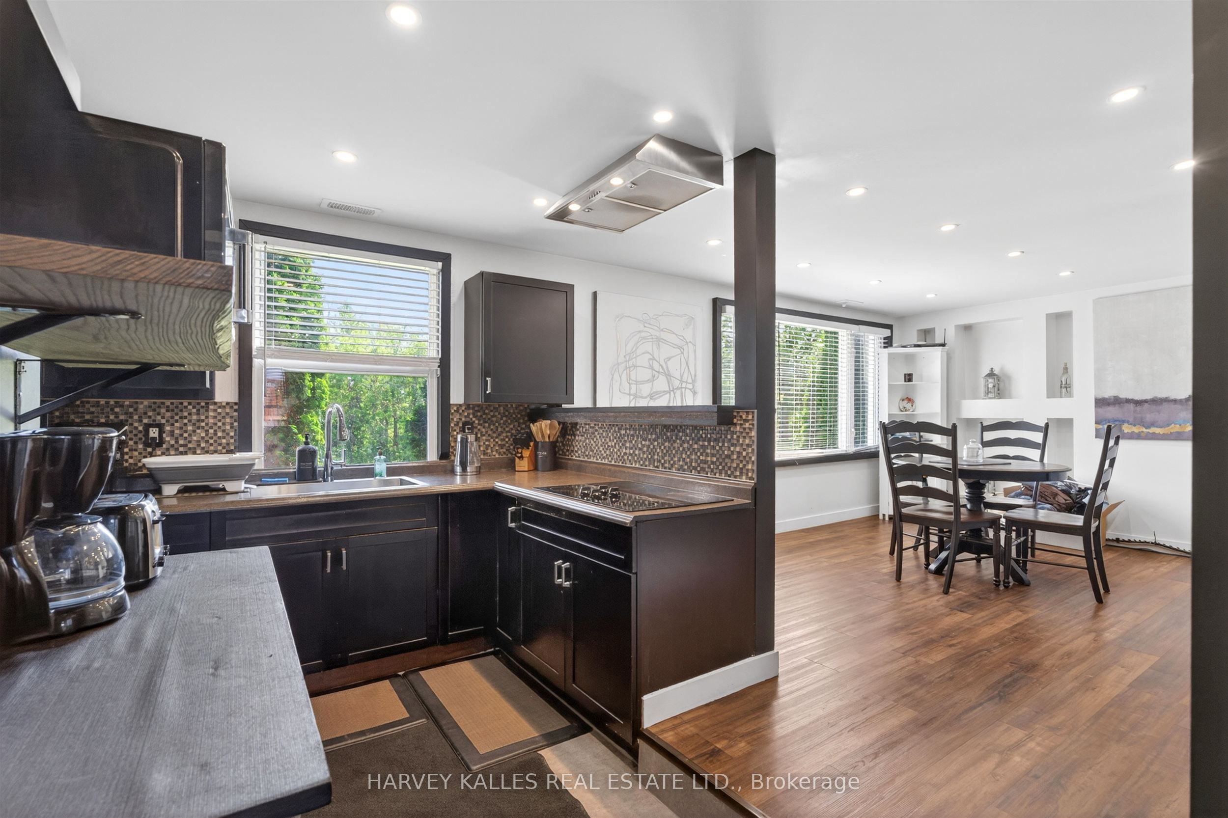 7566 Sixth Line Property Photo 6