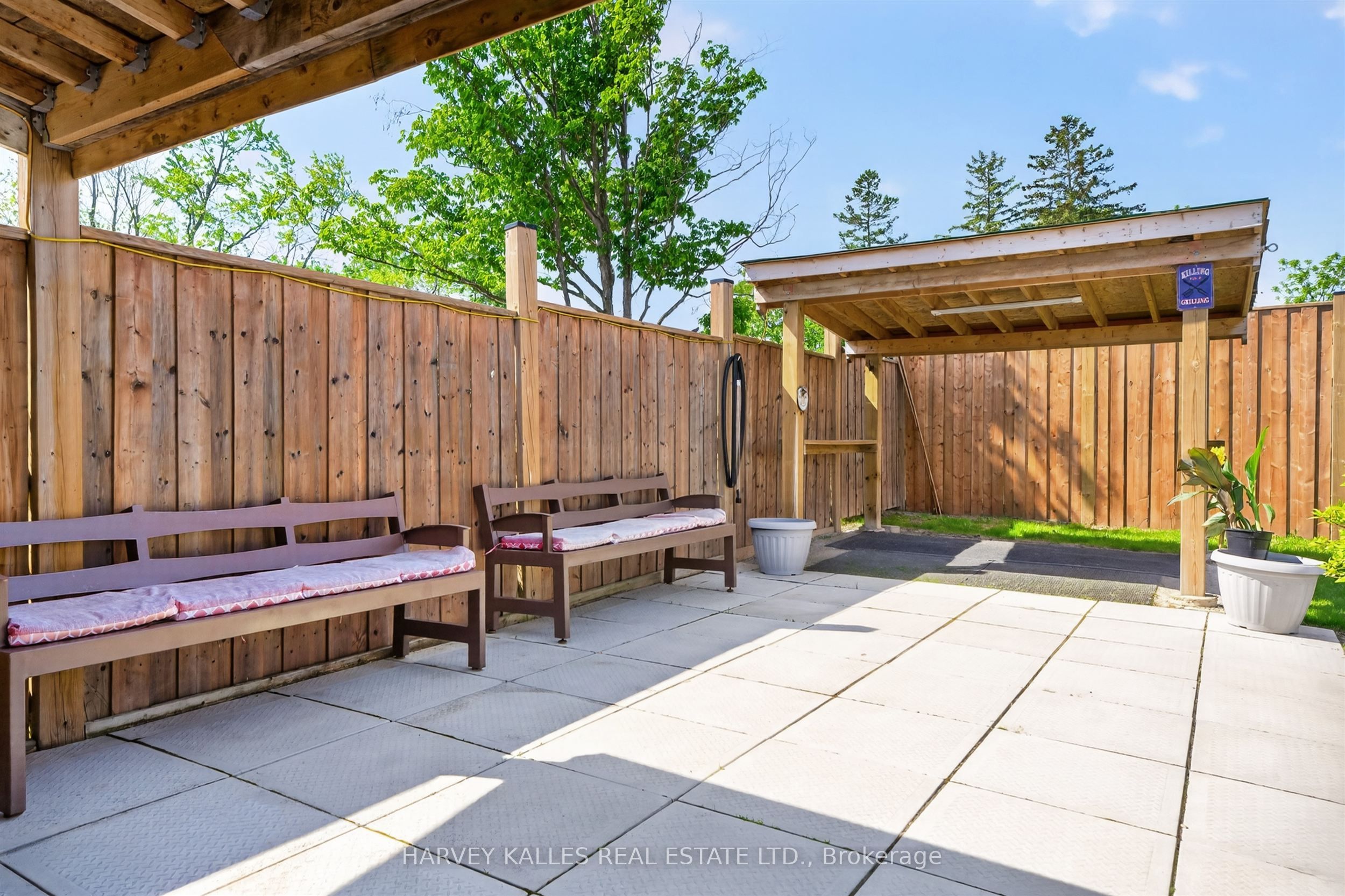 7566 Sixth Line Property Photo 16
