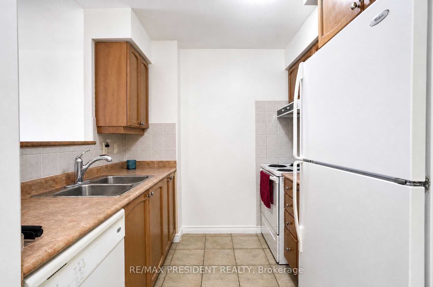 710 Humberwood Boulevard 602 Property Photo 15