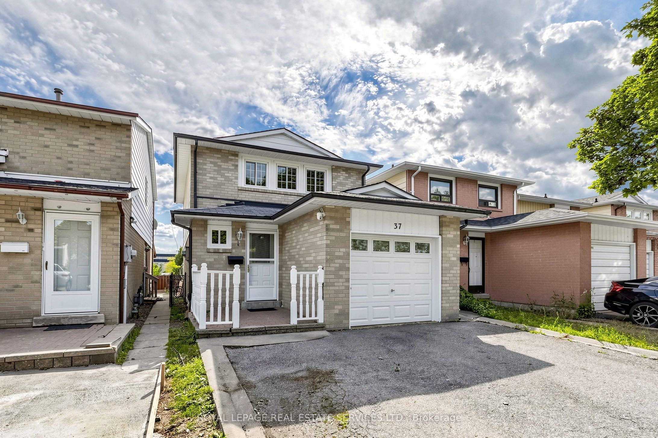 37 Woodsview Avenue Property Photo 3